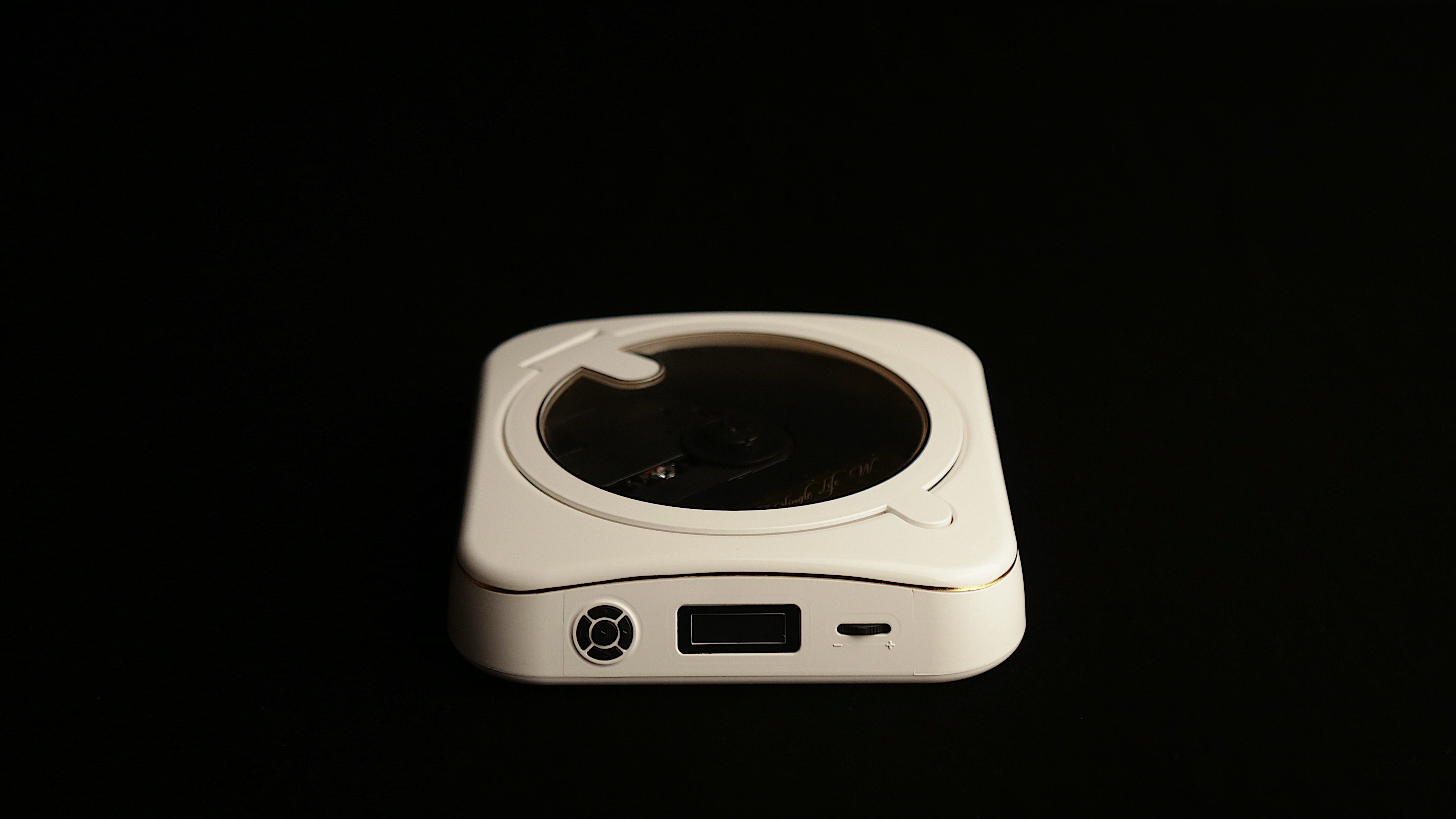 CD player，CD Walkman，Nostalgia，industrial design，product design，CD player，CD player，