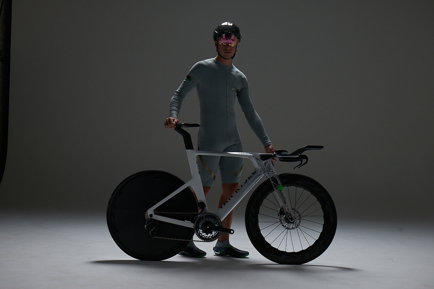 Helmet，product design，Appearance design，Cool，delicate，