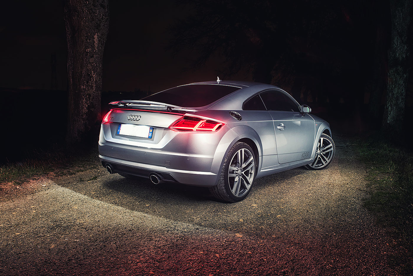 Photography，industrial design，Automobile design，