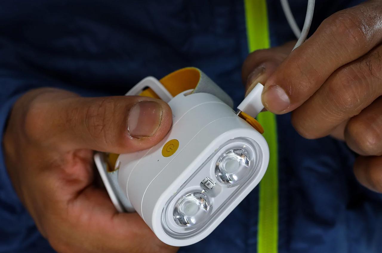 electric light，Headwear，Simplicity，exquisite，Appearance design，product design，Portable，