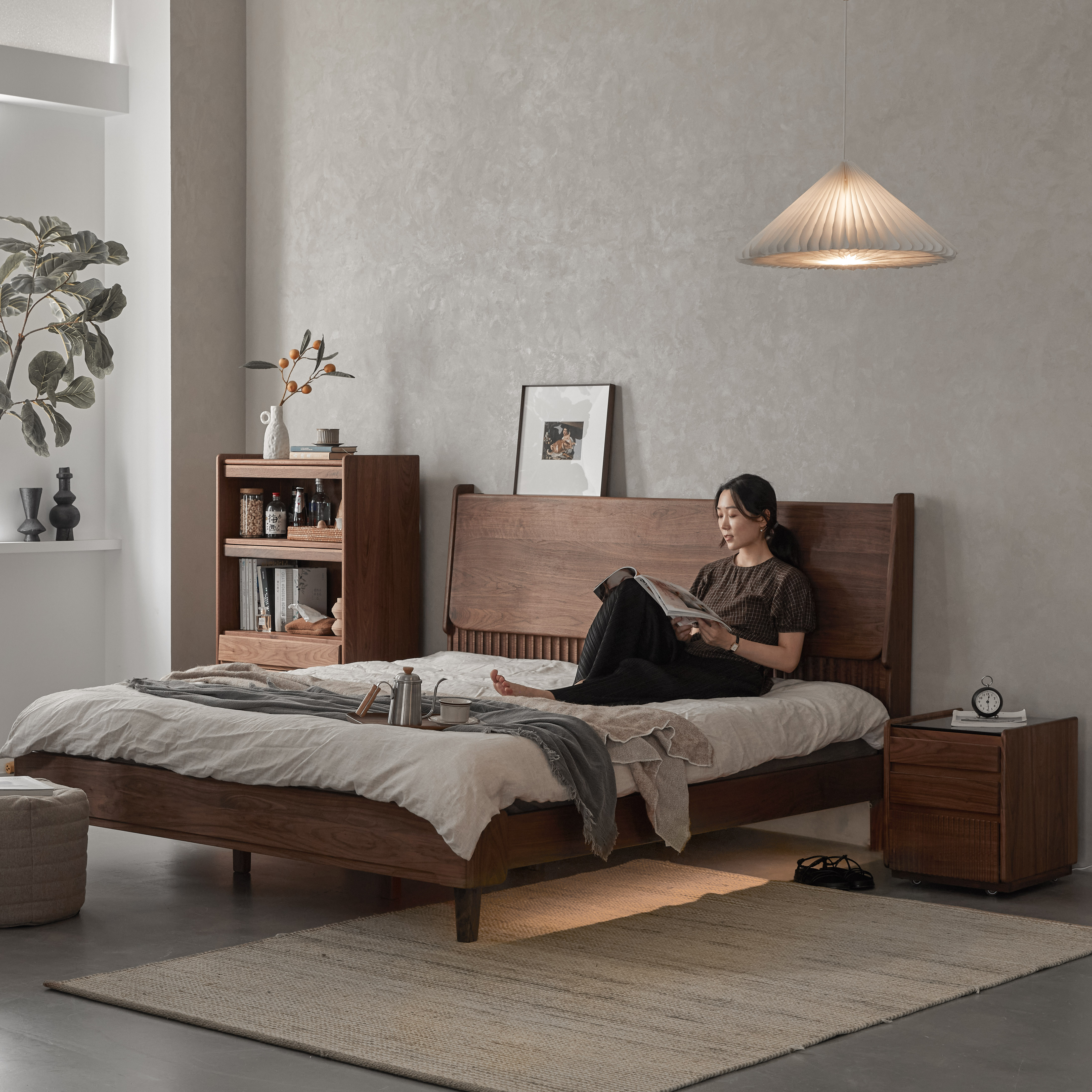 furniture design ，Bedroom decoration，North American black walnut，Solid wood bed，