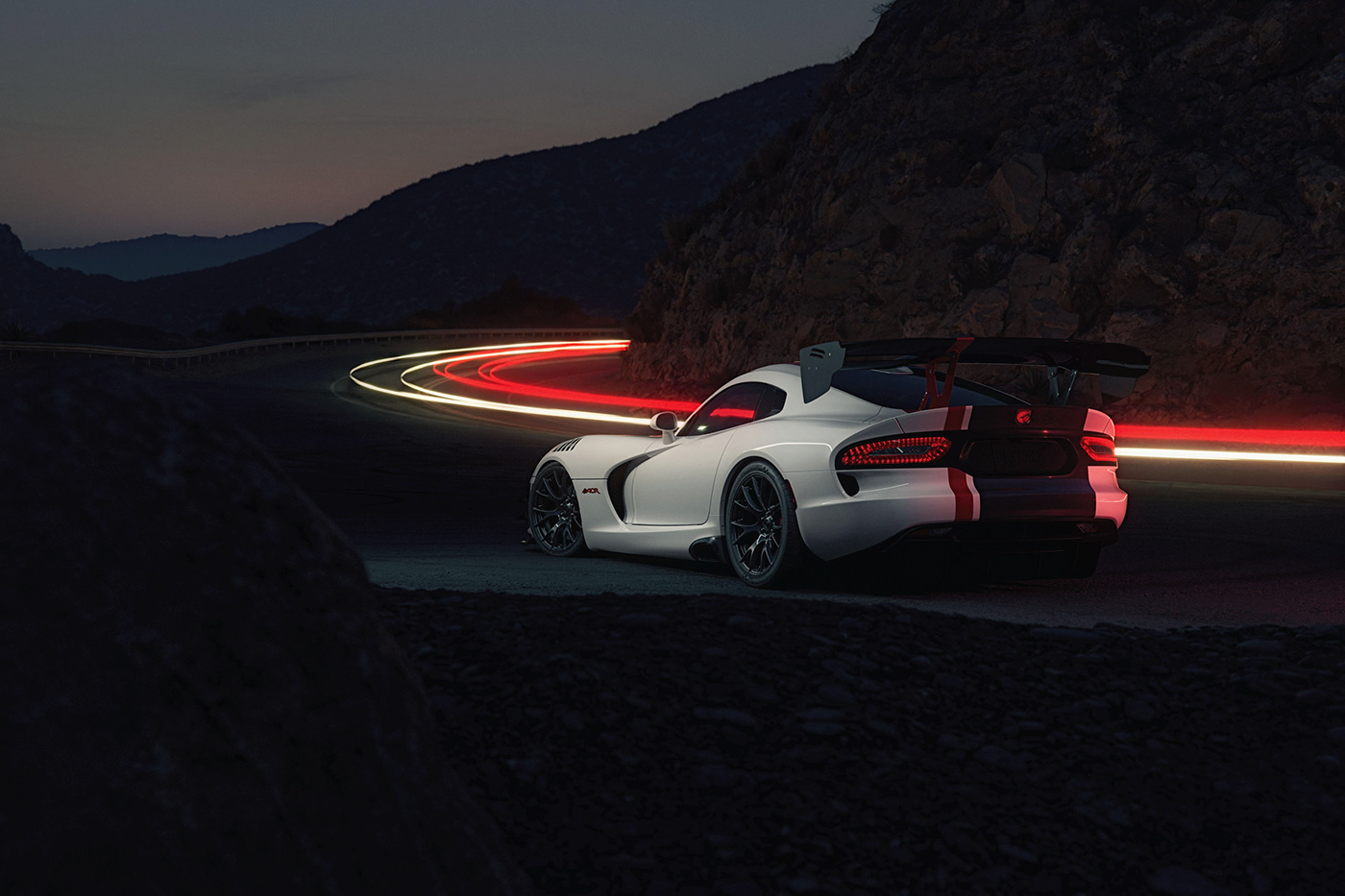 Sergey Poltavskiy，‎tikistudios ‎，Dodge Viper ACR，Automobile design，product design，Ergonomics，