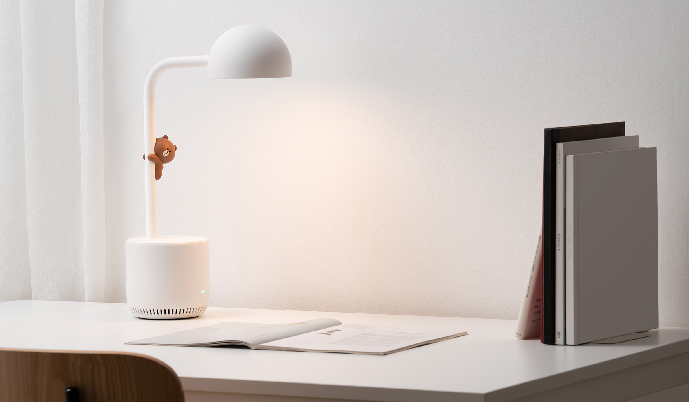 CLOVA Lamp，Artificial intelligence lamp，Intelligent reading lamp，product design，Thinking ability，attention，creative ability，camera，