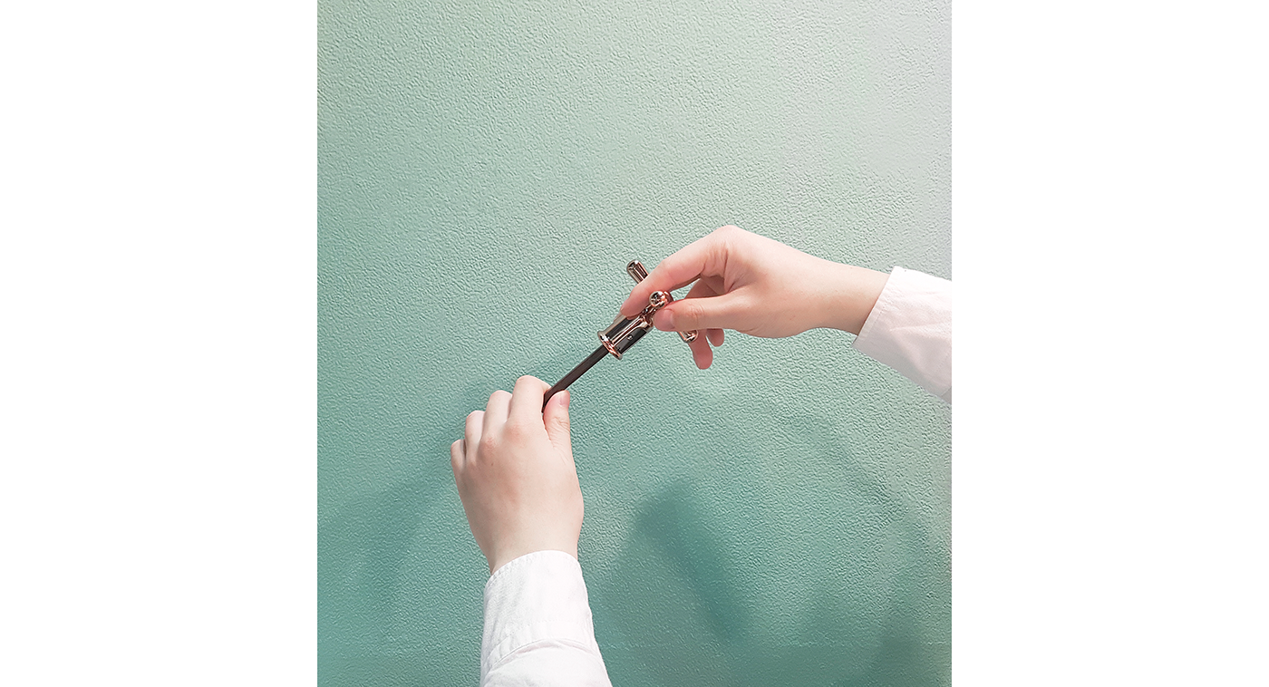 pencil sharpener，water tap，interest，