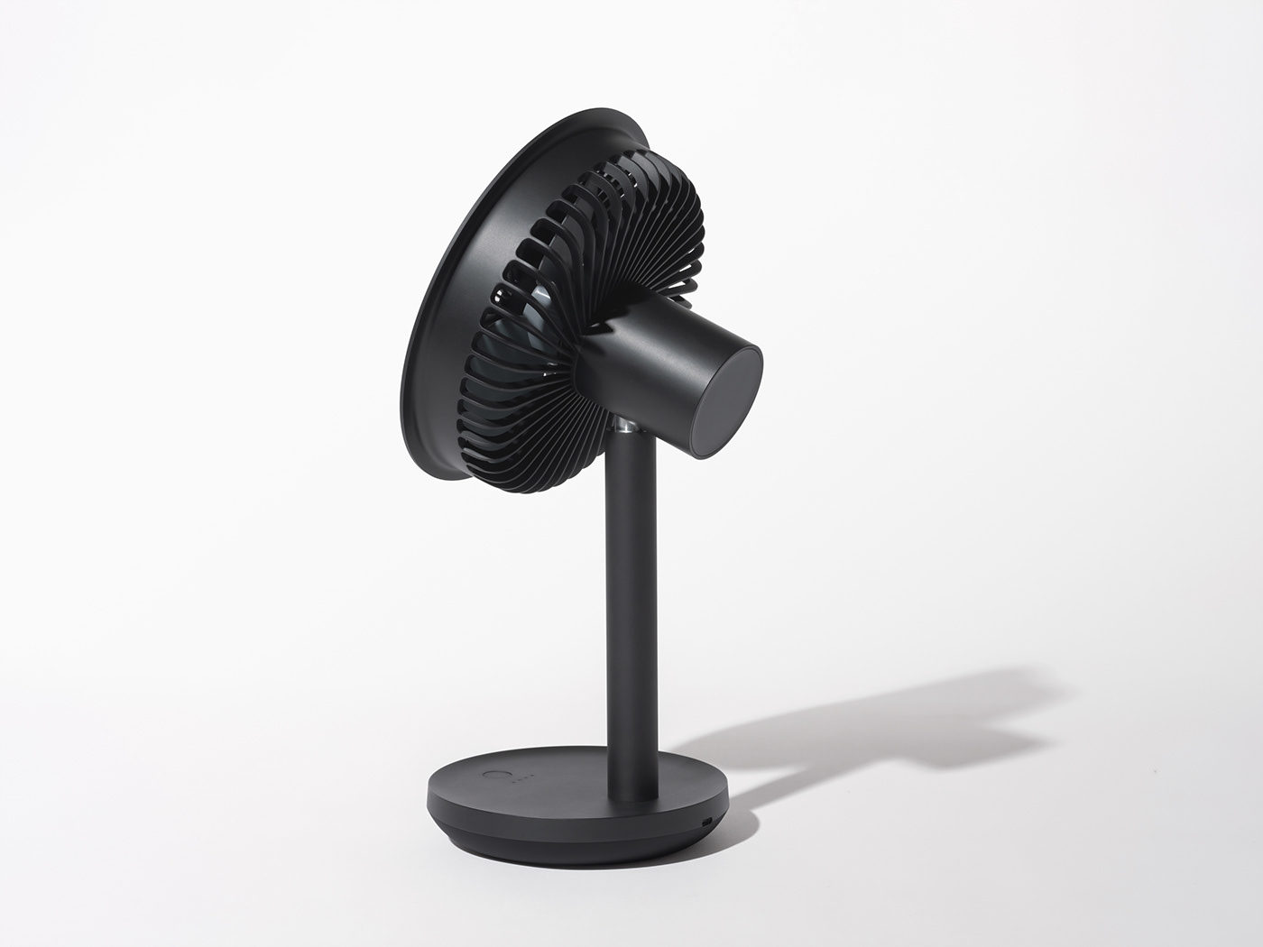 Mini fan，charge，convenient，product design，Appearance design，