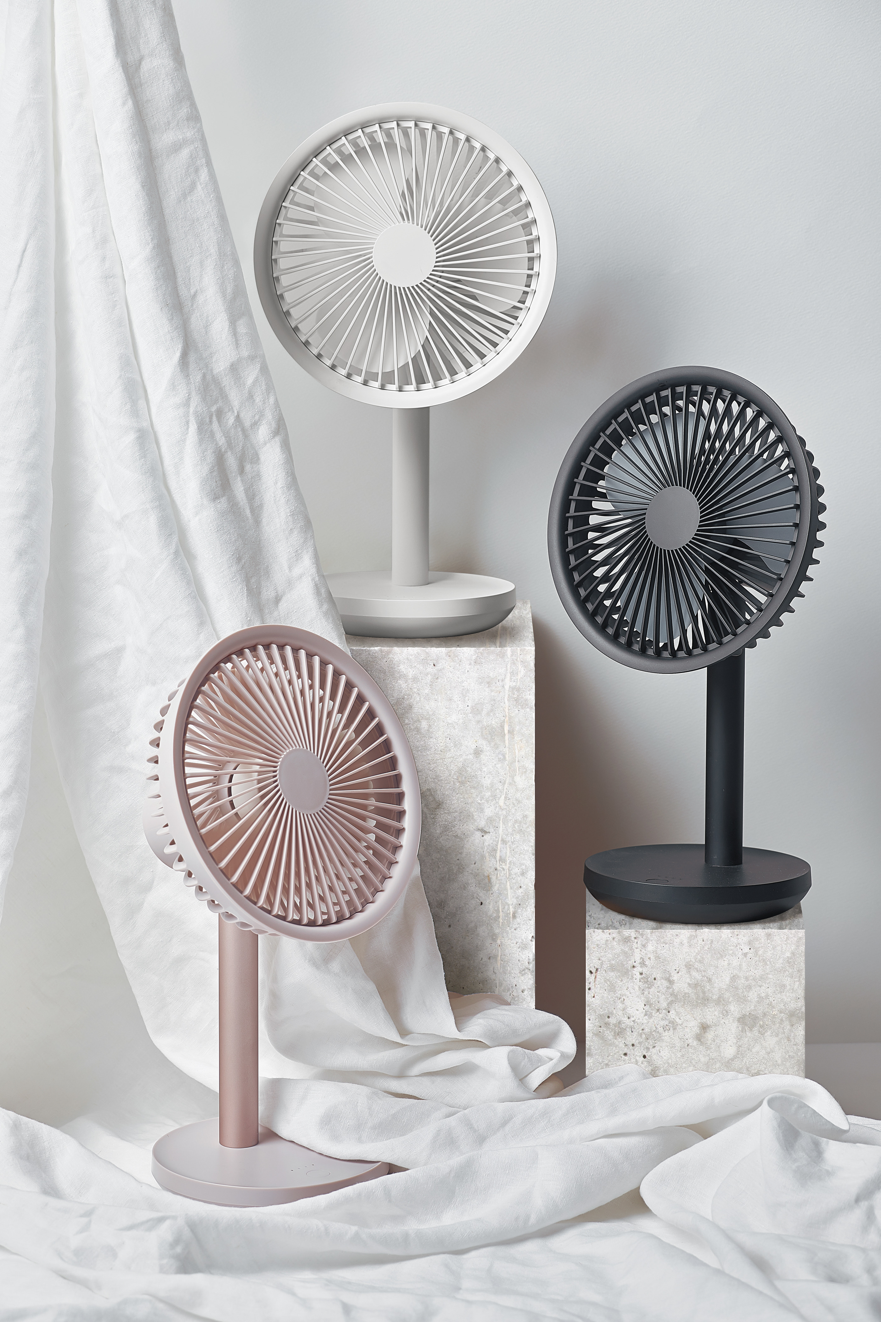 Mini fan，charge，convenient，product design，Appearance design，