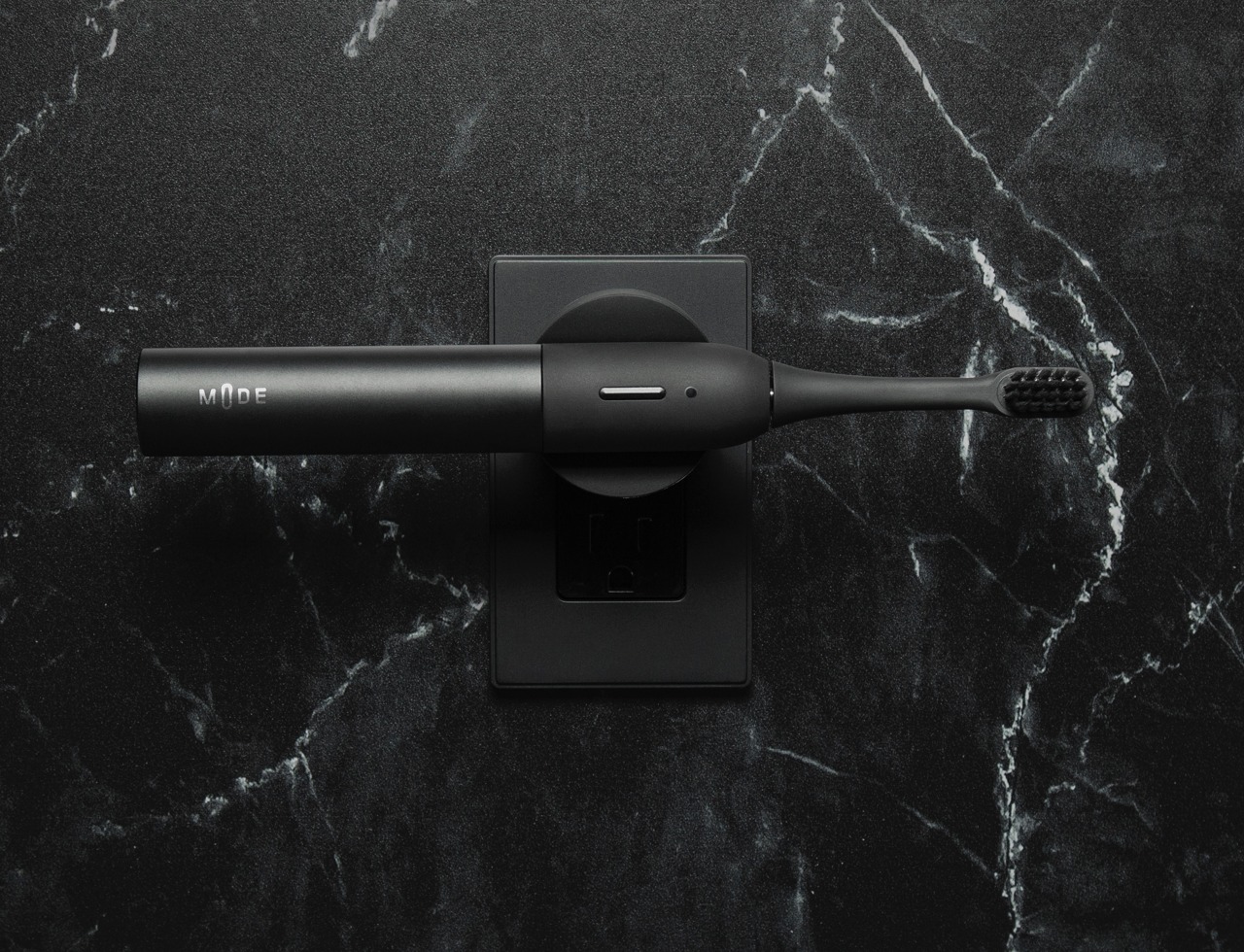 Electric toothbrush，MagSafe，black，