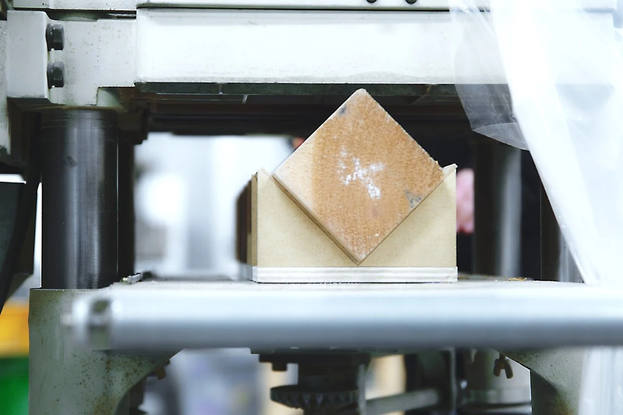 Knife sharpener，huge，product design，Art，Lampshade，