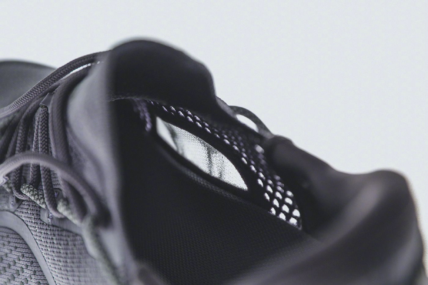 kui cai，Tai chi cloud R-1，Sneaker design，product design，PEAK brand，Taichi technology，