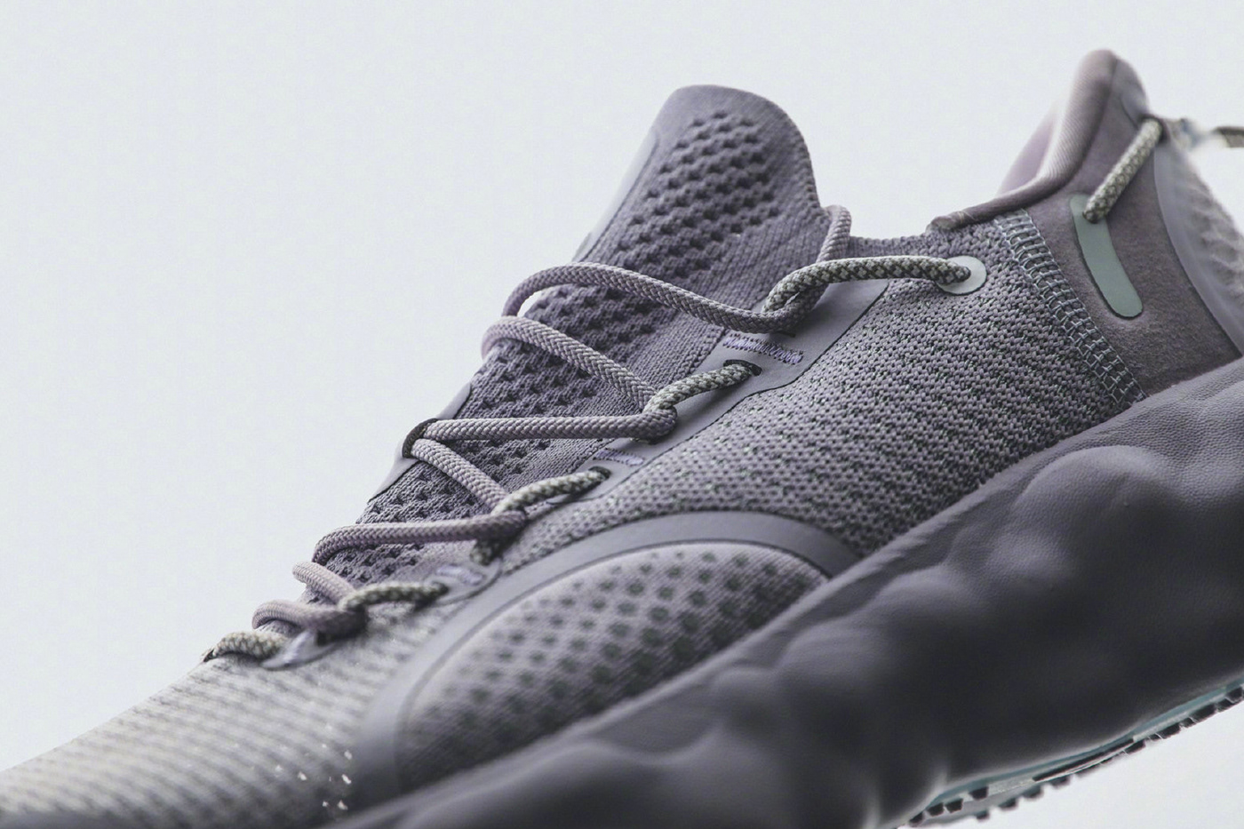 kui cai，Tai chi cloud R-1，Sneaker design，product design，PEAK brand，Taichi technology，