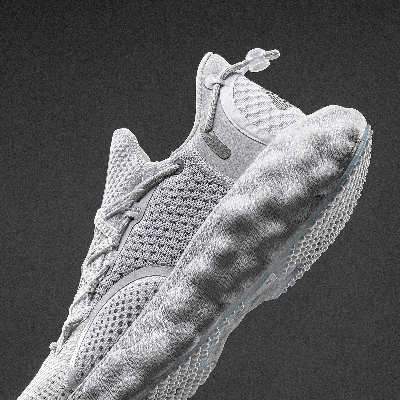 kui cai，Tai chi cloud R-1，Sneaker design，product design，PEAK brand，Taichi technology，