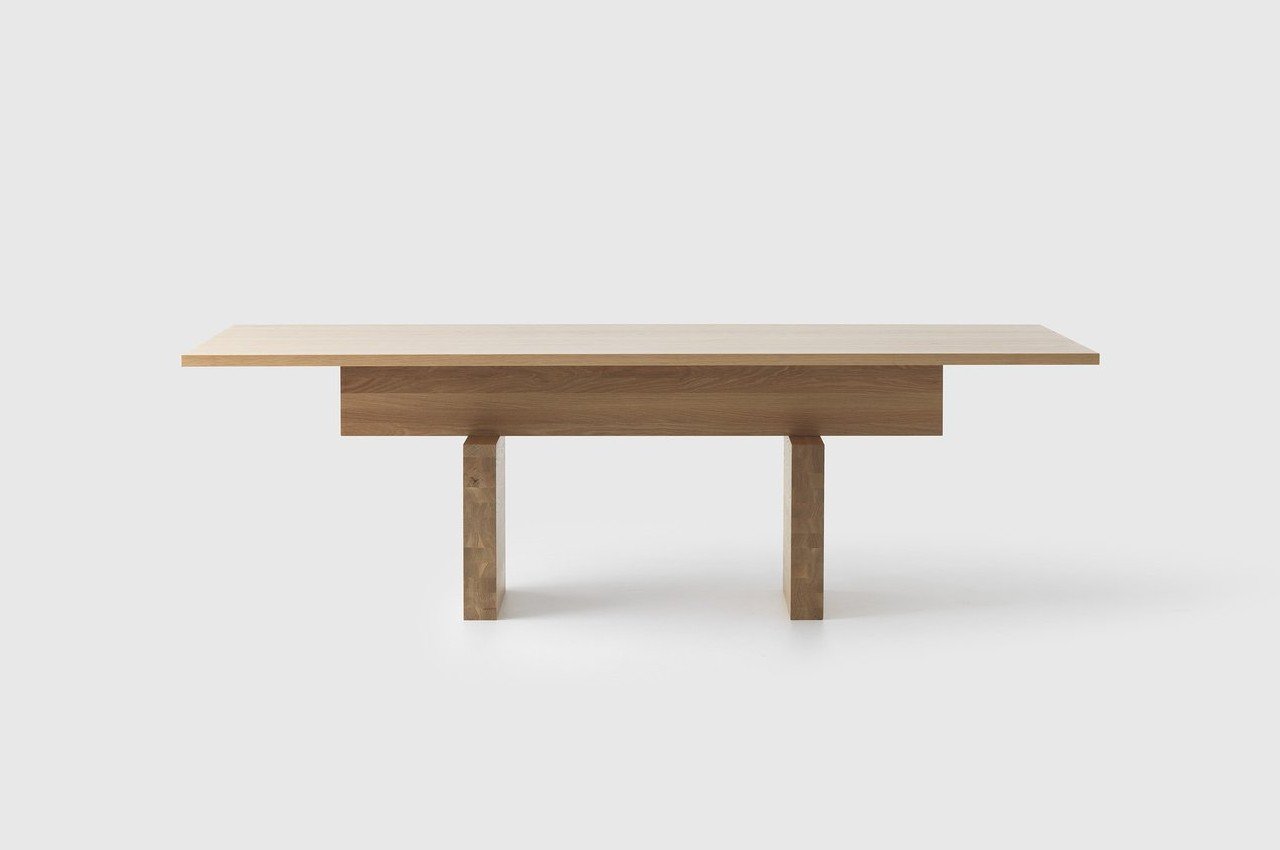 Flat dining table，product design，Easy to assemble，Improve storage，Jamie McLellan，