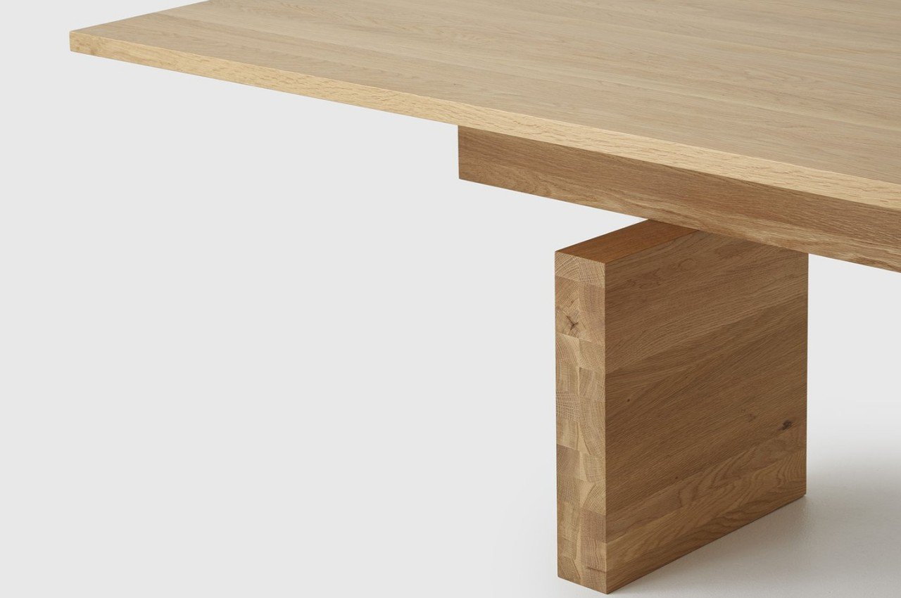 Flat dining table，product design，Easy to assemble，Improve storage，Jamie McLellan，