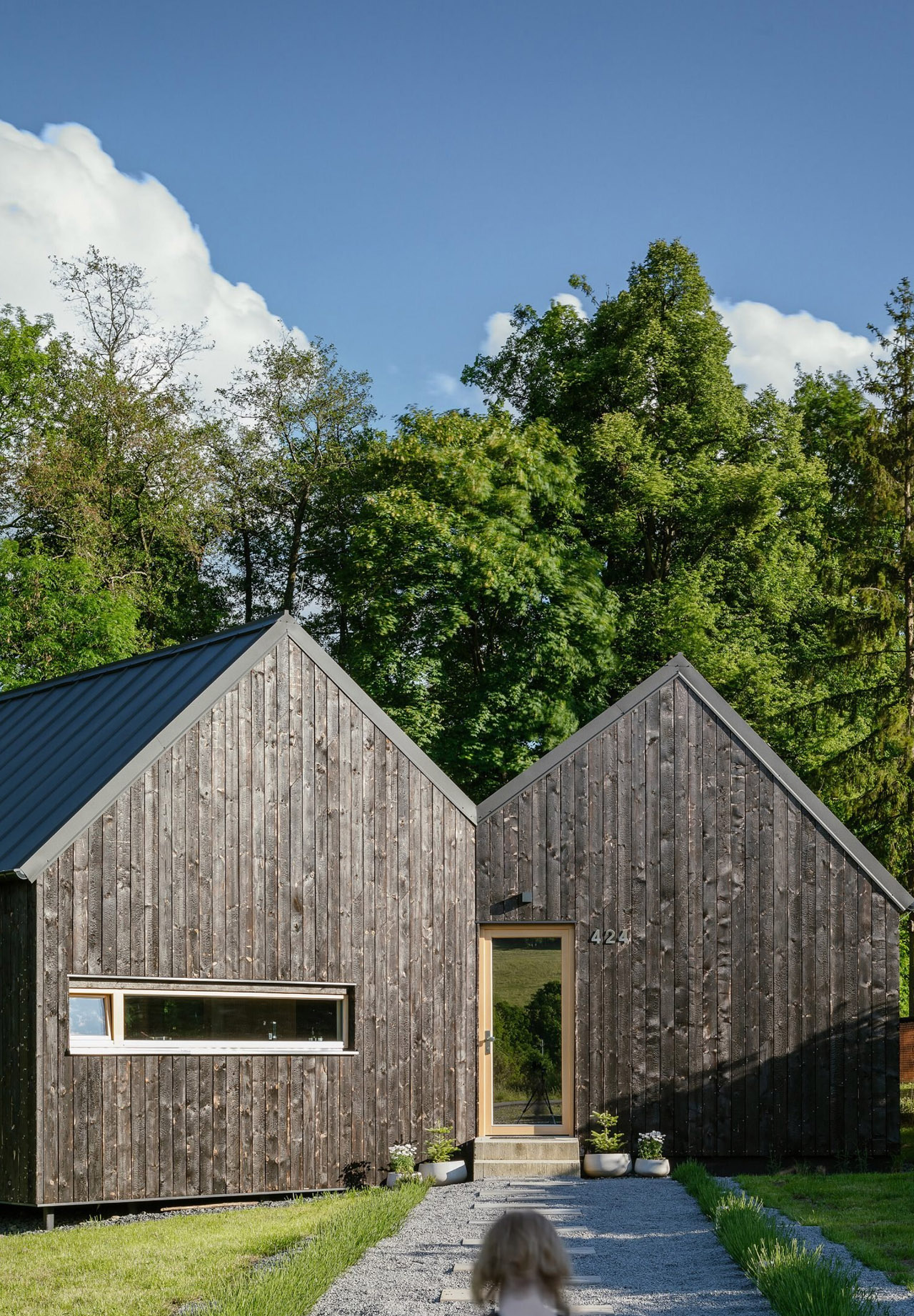 house，wooden ，V-type，cozy，