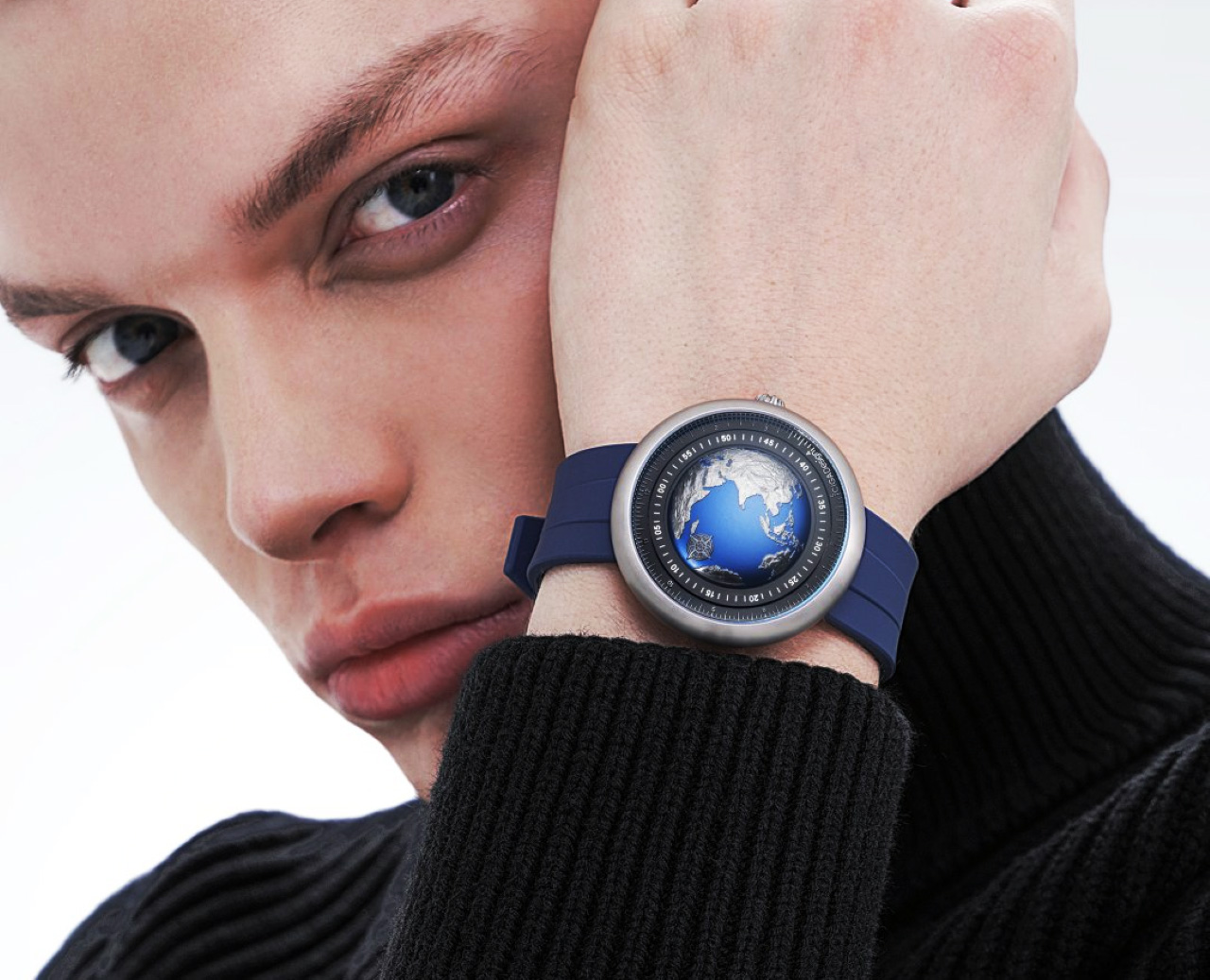 earth，Wristwatch，rotate，gemstone，