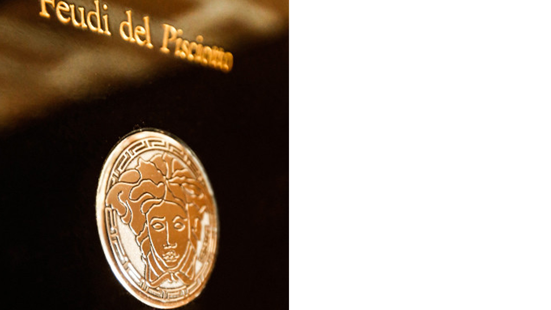 Gu Yi design，Red wine gift box design，Versace，Packaging Design of High-grade Gift Boxes，