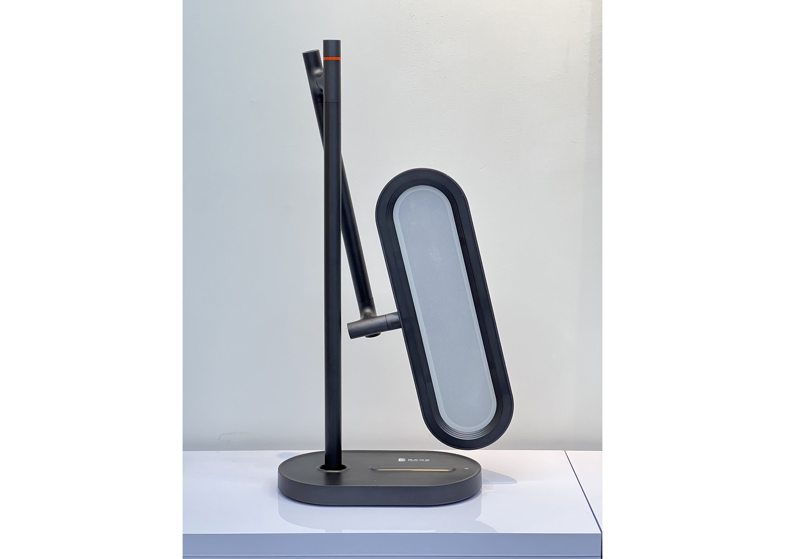 lighting，Desk lamp，lamp，business affairs，