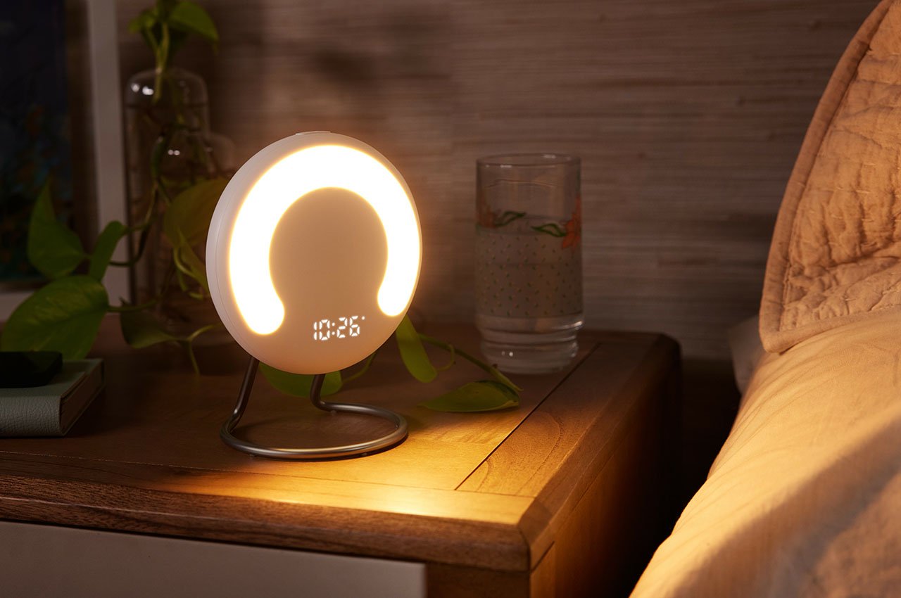 Halo Rise，Bedside lamp，fashion，