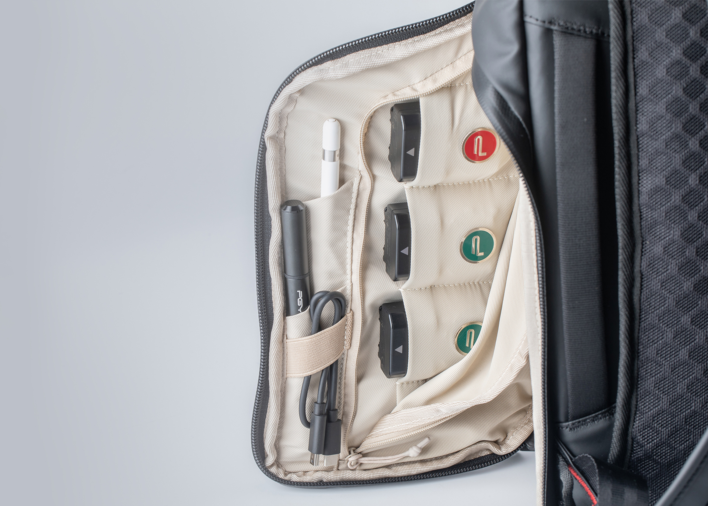 product design，Backpack design，Backpack，Red dot award，Red Dot Award Products，Red Dot Product Design Award，Luggage design，Photography/video，