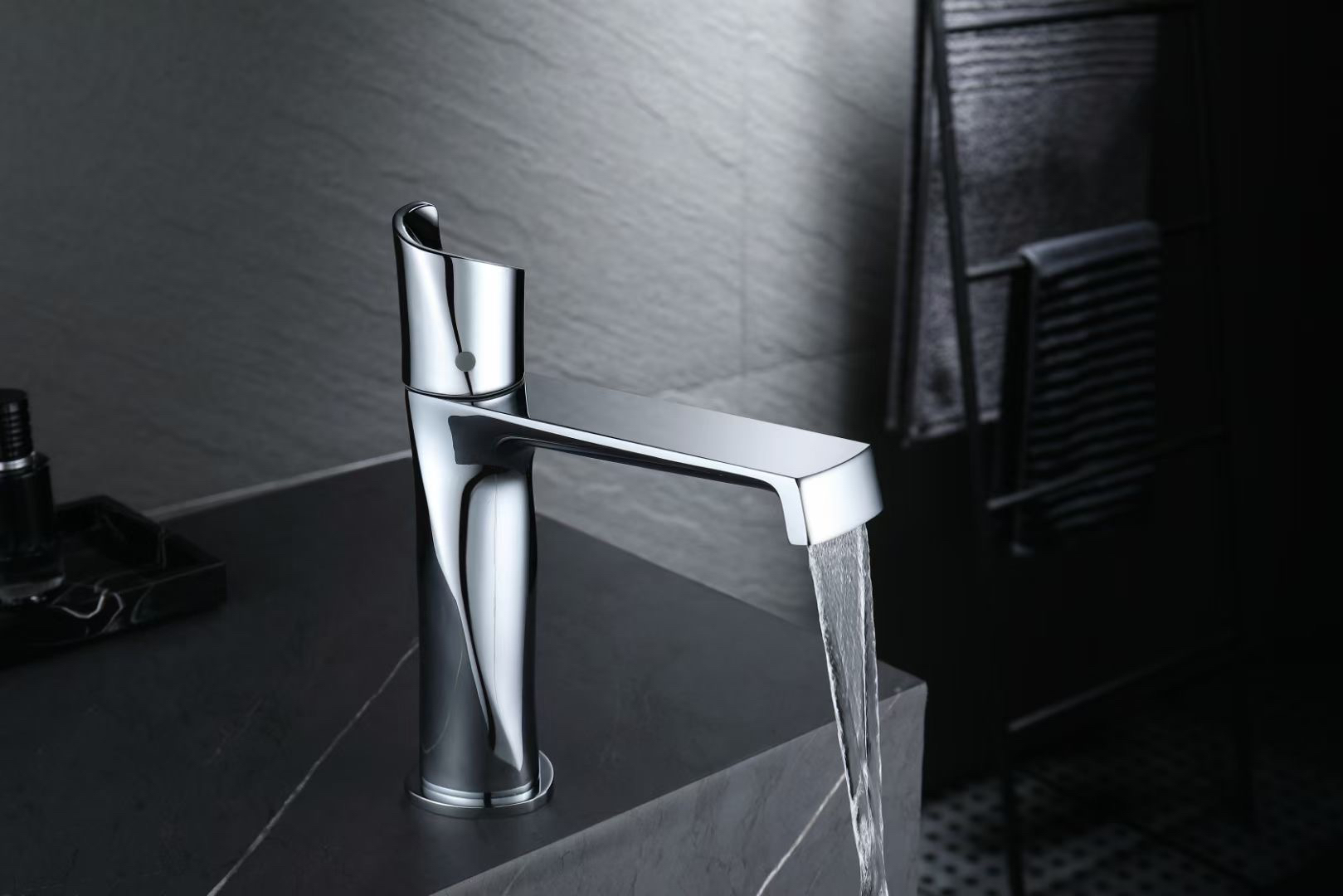 Bathroom cabinet faucet，Small waterfall，Big shower，Series products，
