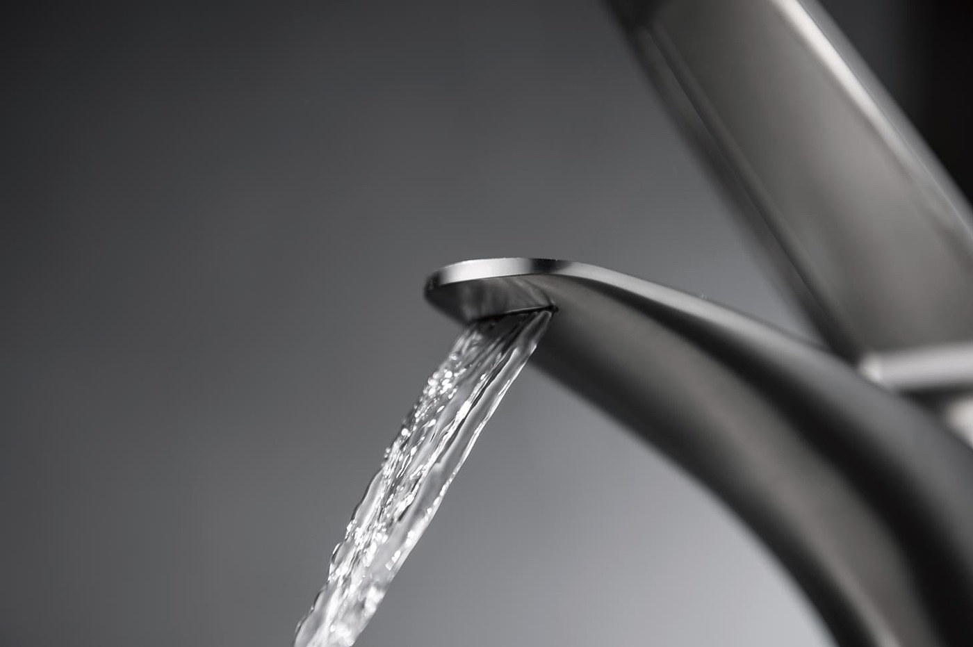 Bathroom cabinet faucet，streamline，