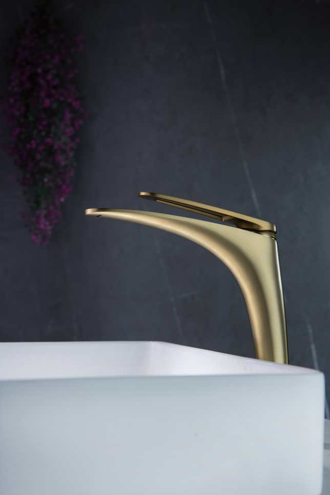 Bathroom cabinet faucet，streamline，