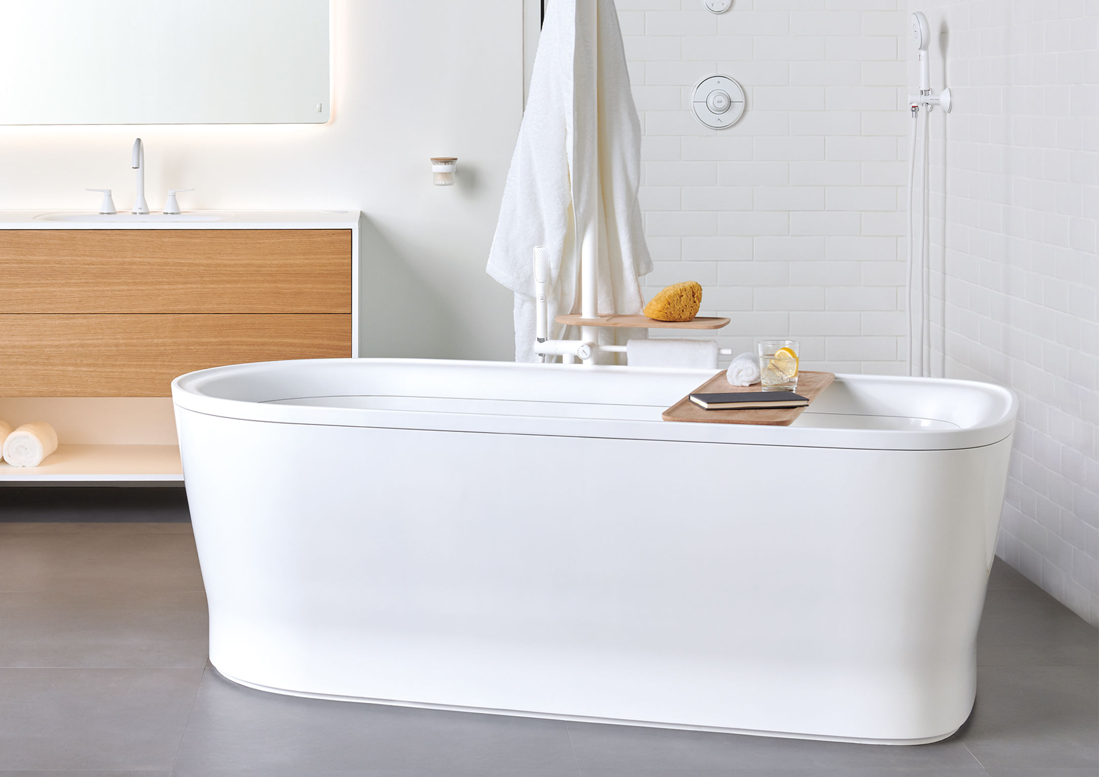 Professional concept，Product concept，bathtub，