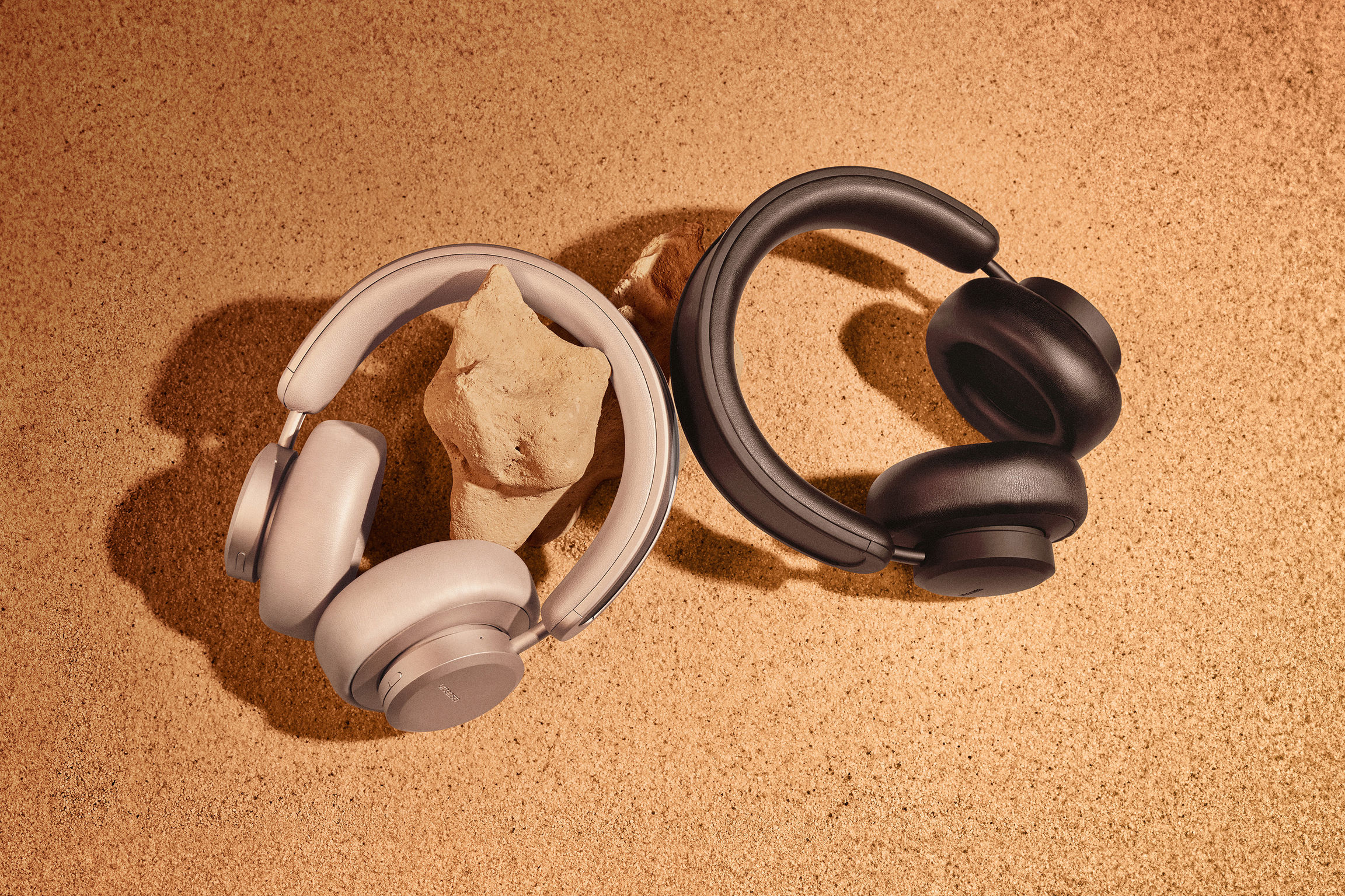 product design，hi-fi equipment，Solar Headset，