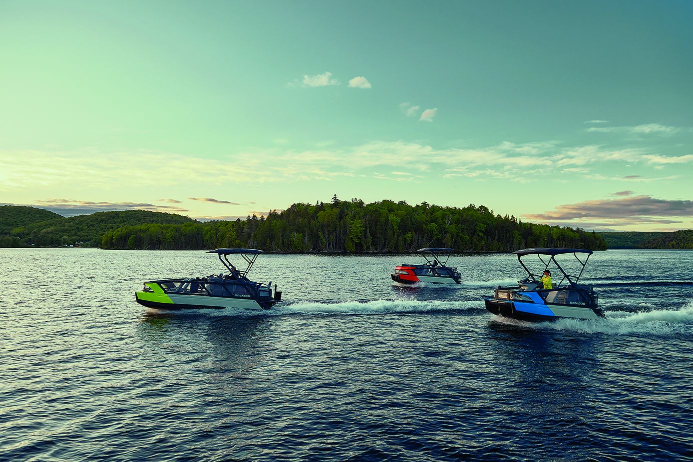 product design，Automobile/transportation，Floating boat，