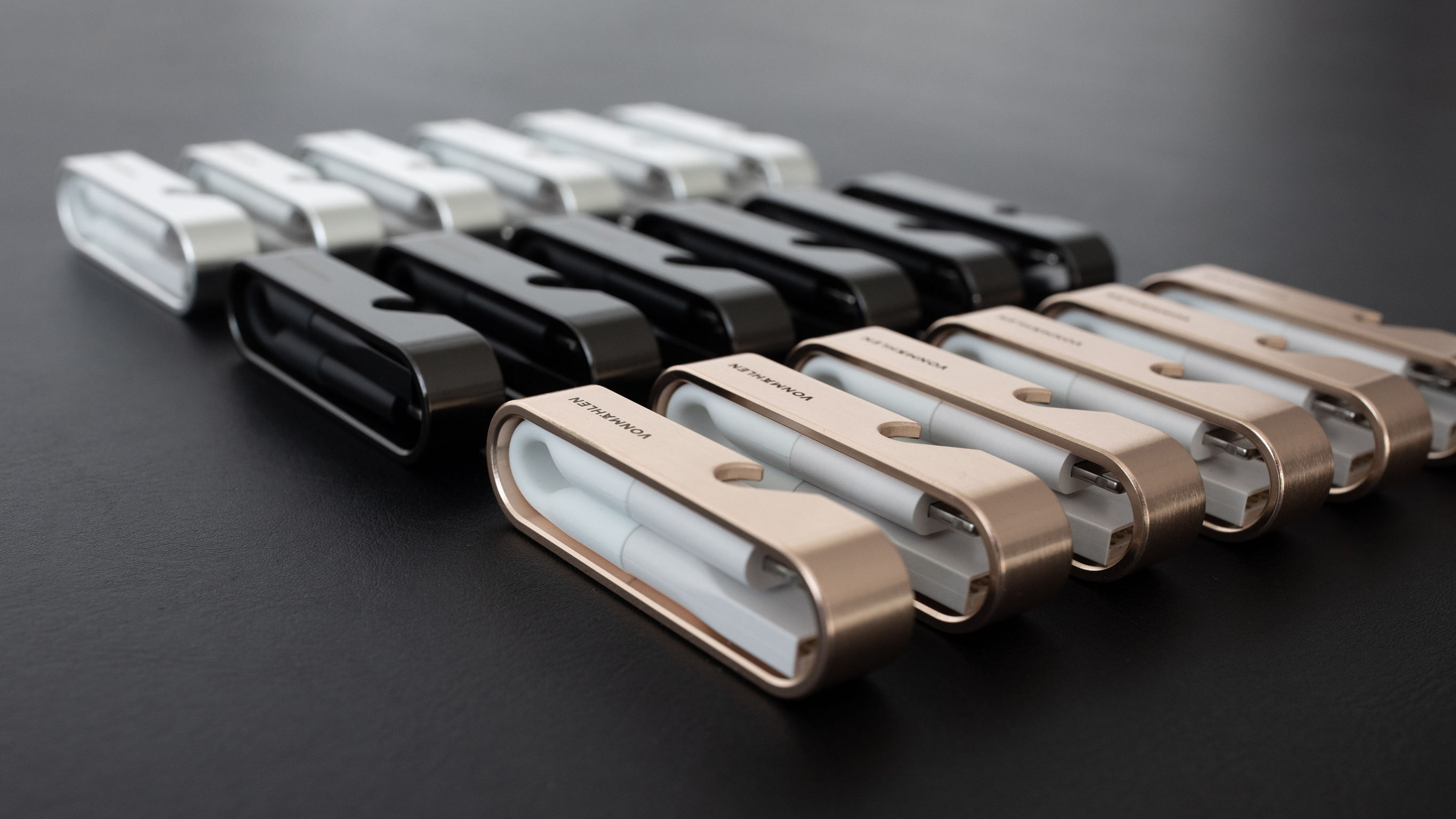 product design，Communication equipment，Charging line，