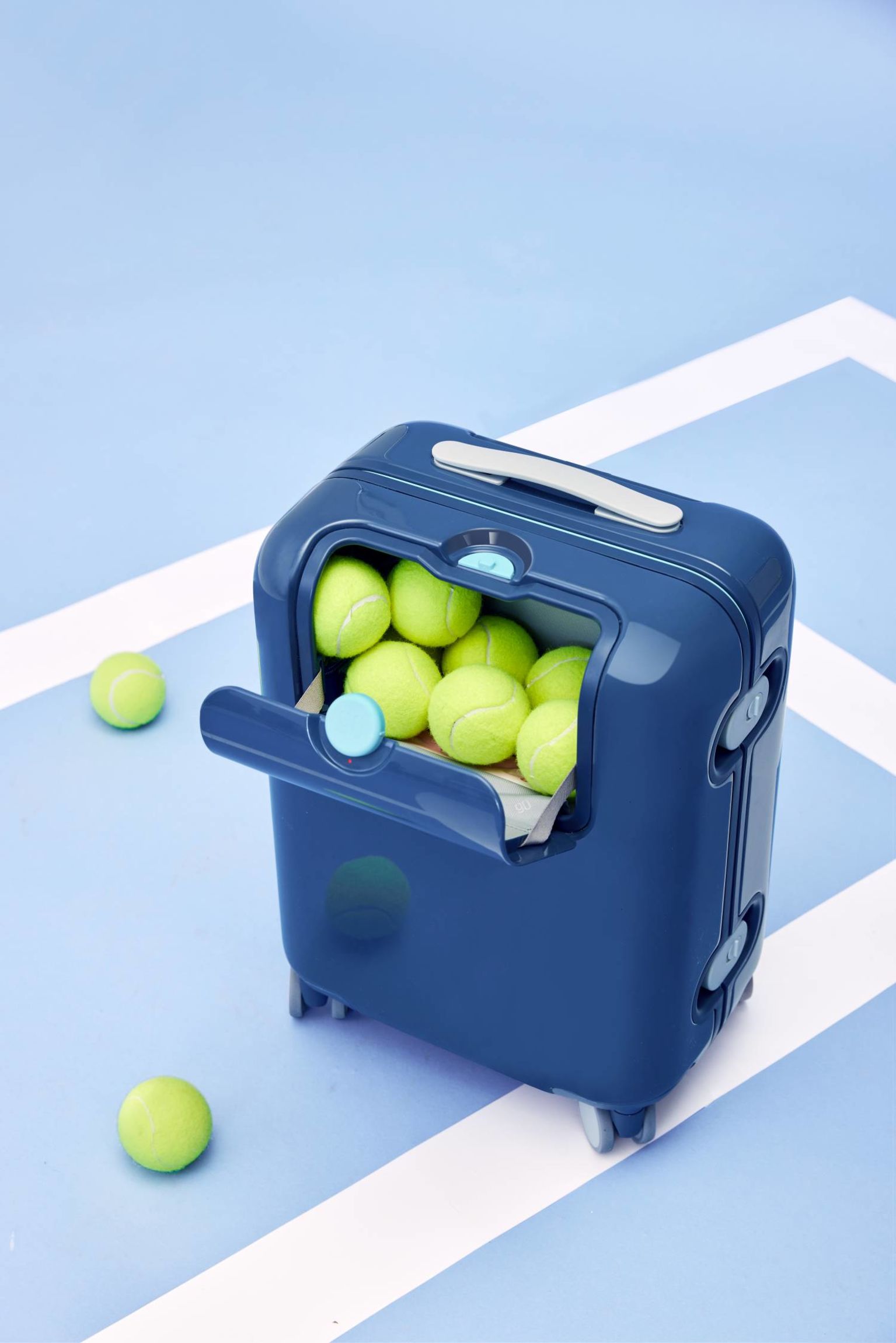 product design，leisure time，suitcase，