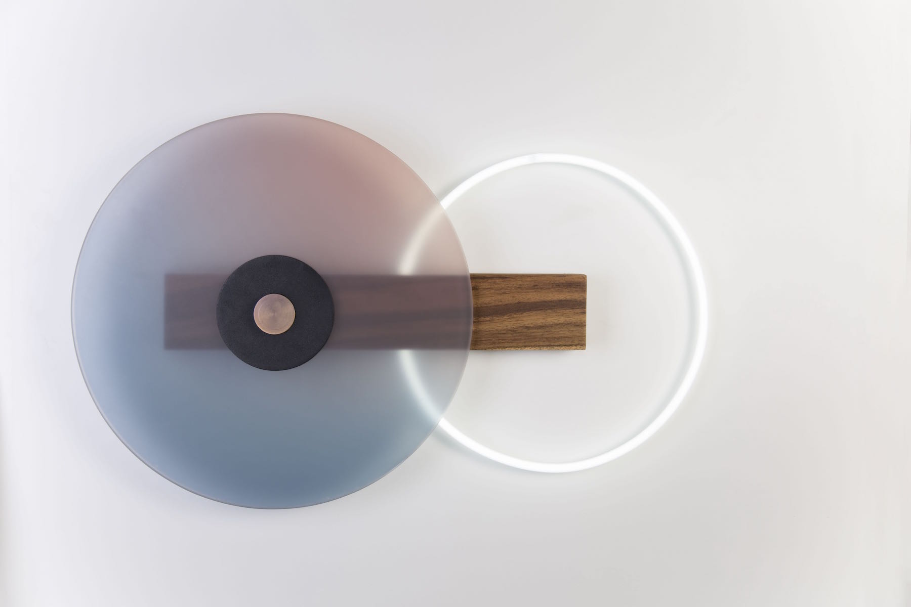 resin，product design，Wall lamp，