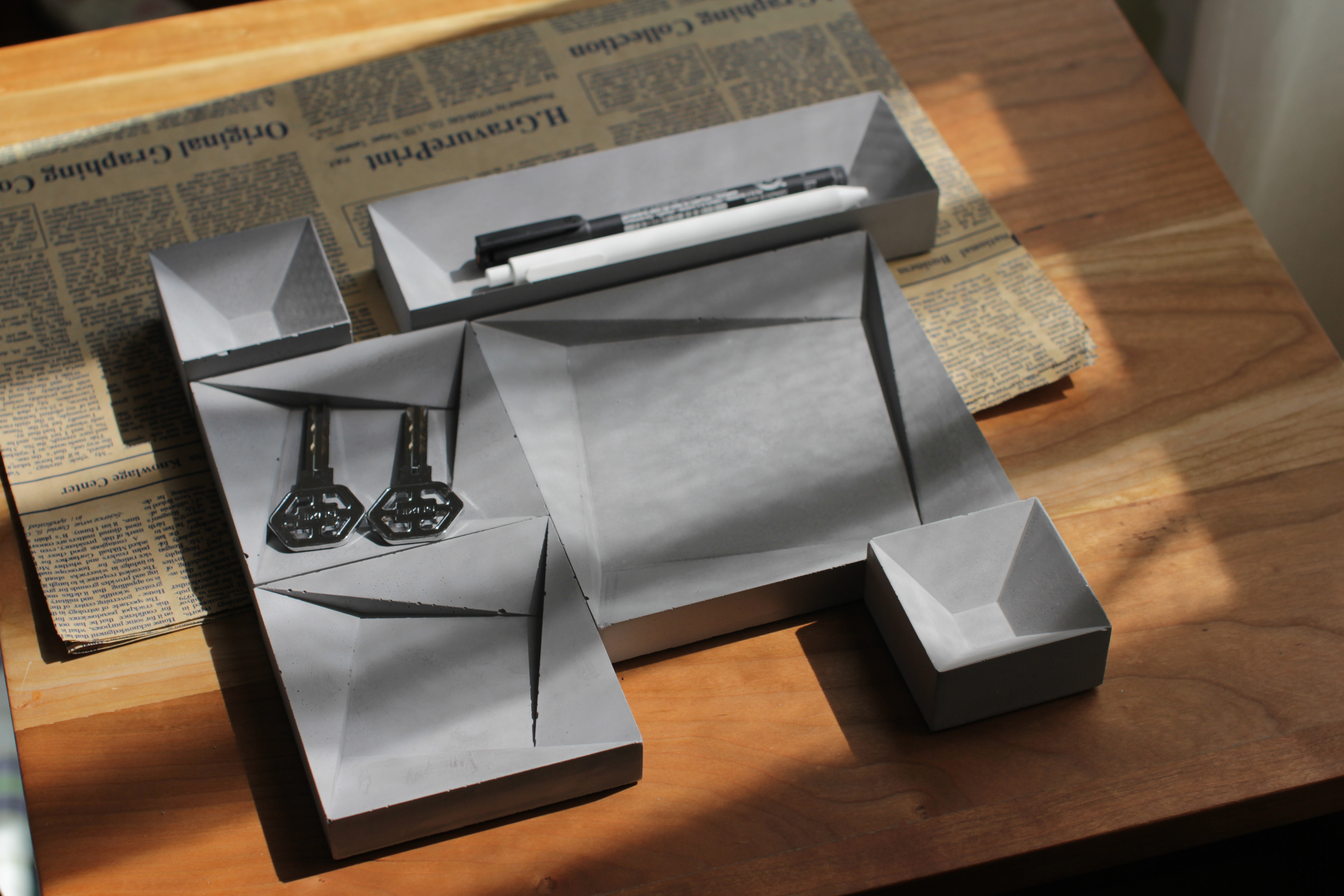 Pencil case，to work in an office，Clear cement，concrete，Pure handmade，