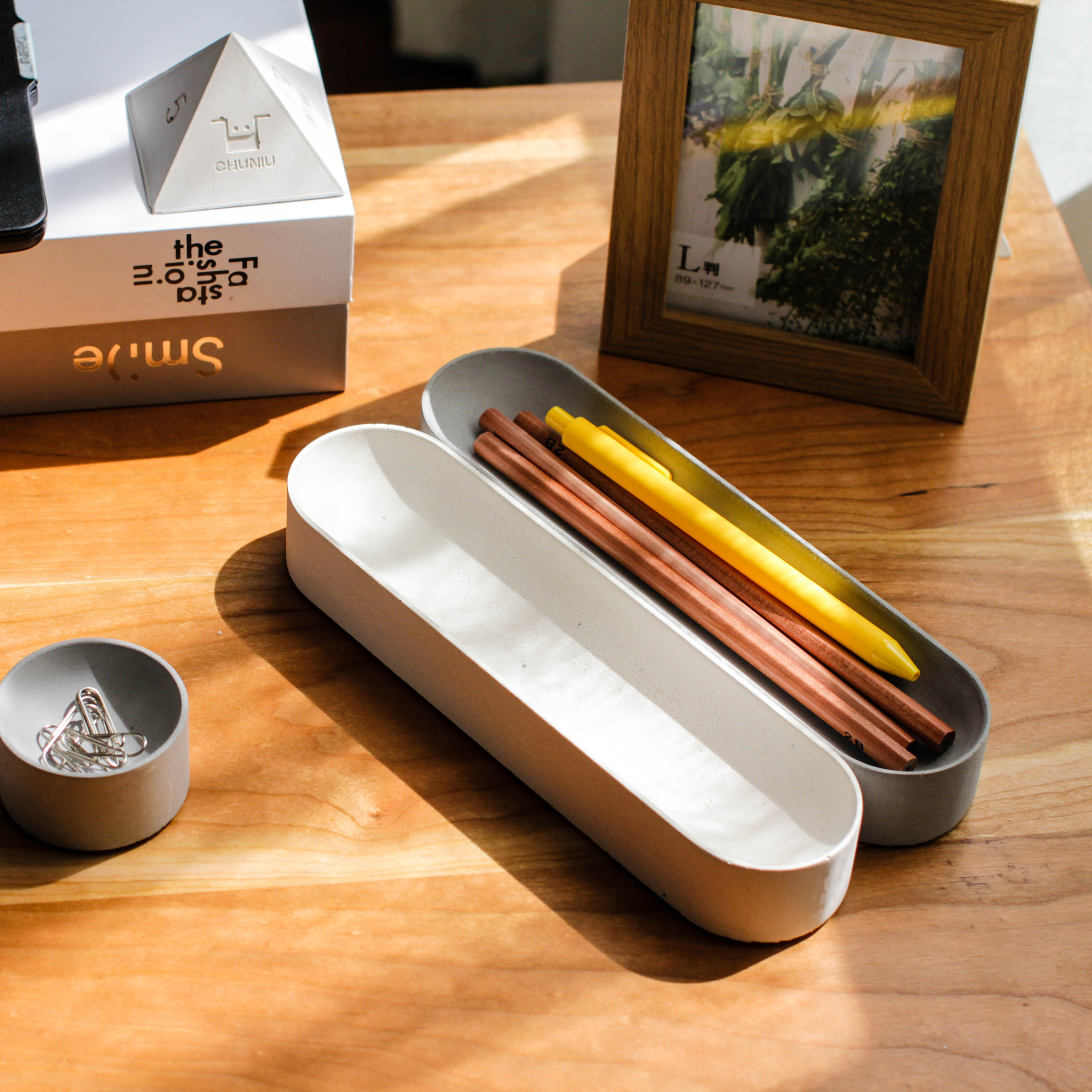 First cow，Clear cement，Pencil case，concrete，original，Pure handmade，