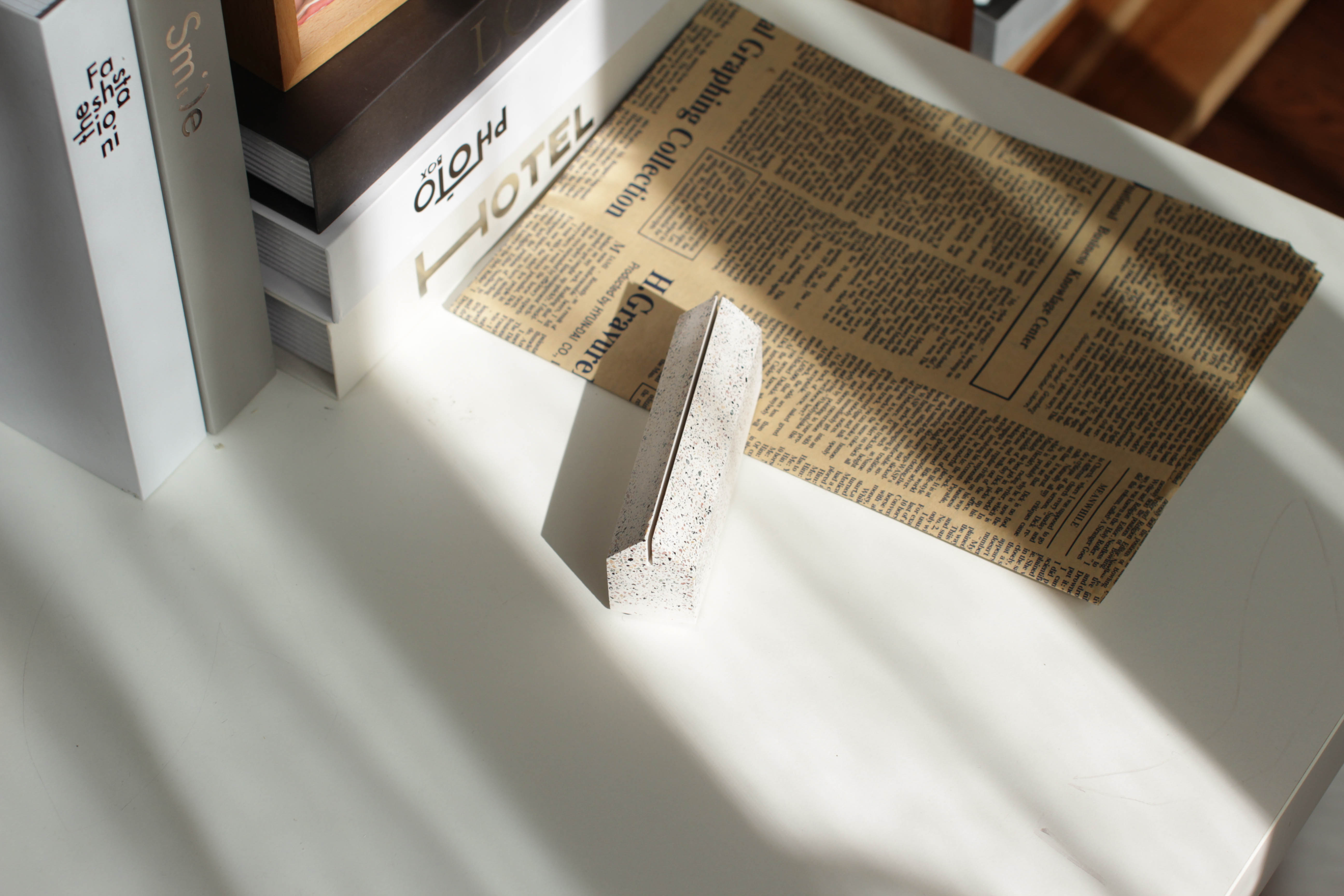 First cow，original，Pure handmade，Terrazzo，Card holder，Business card holder，Clear cement，