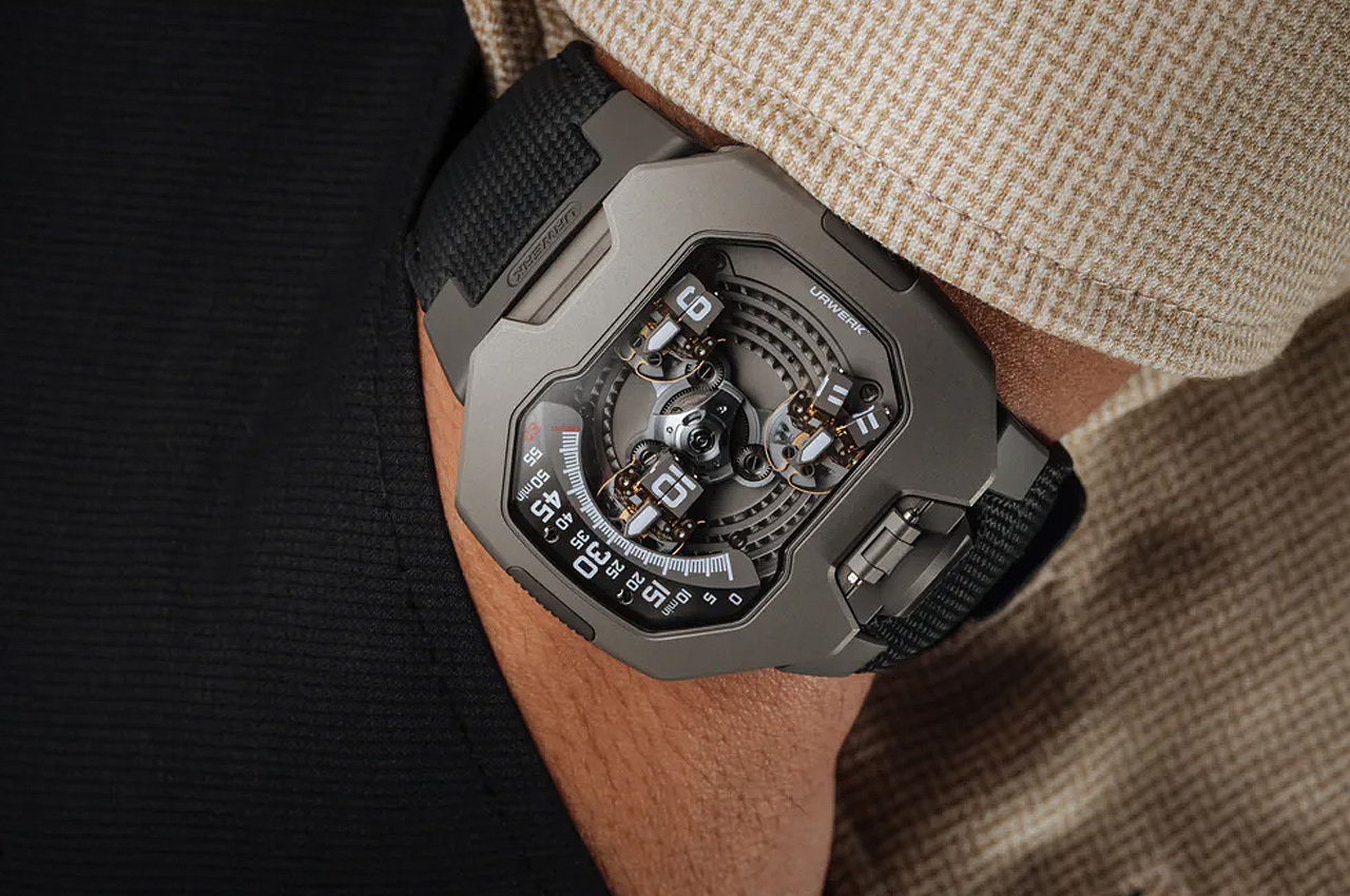 Wrist watch，Task，clocks and watches，Star Trek，industrial design，Design，