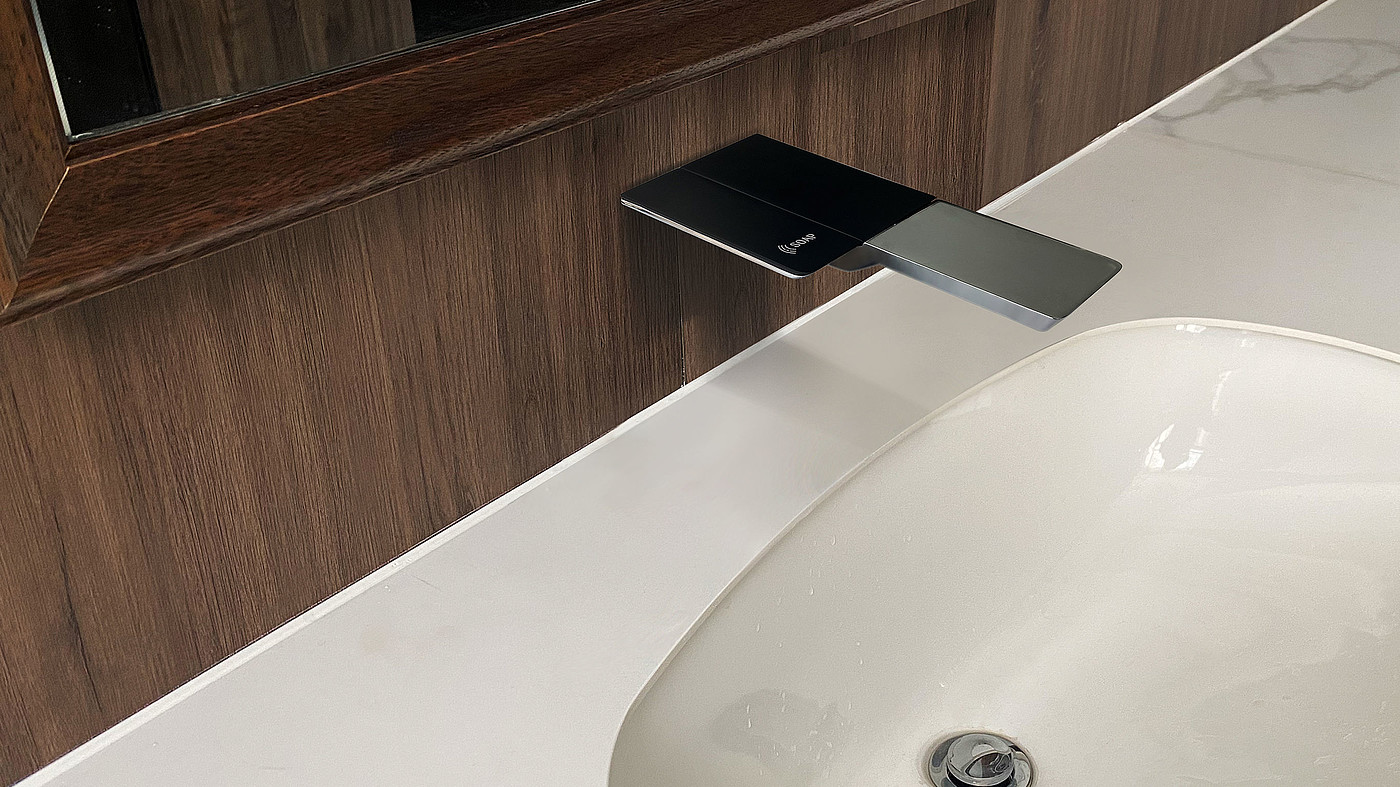 product design，bathroom，Faucet in public restrooms，