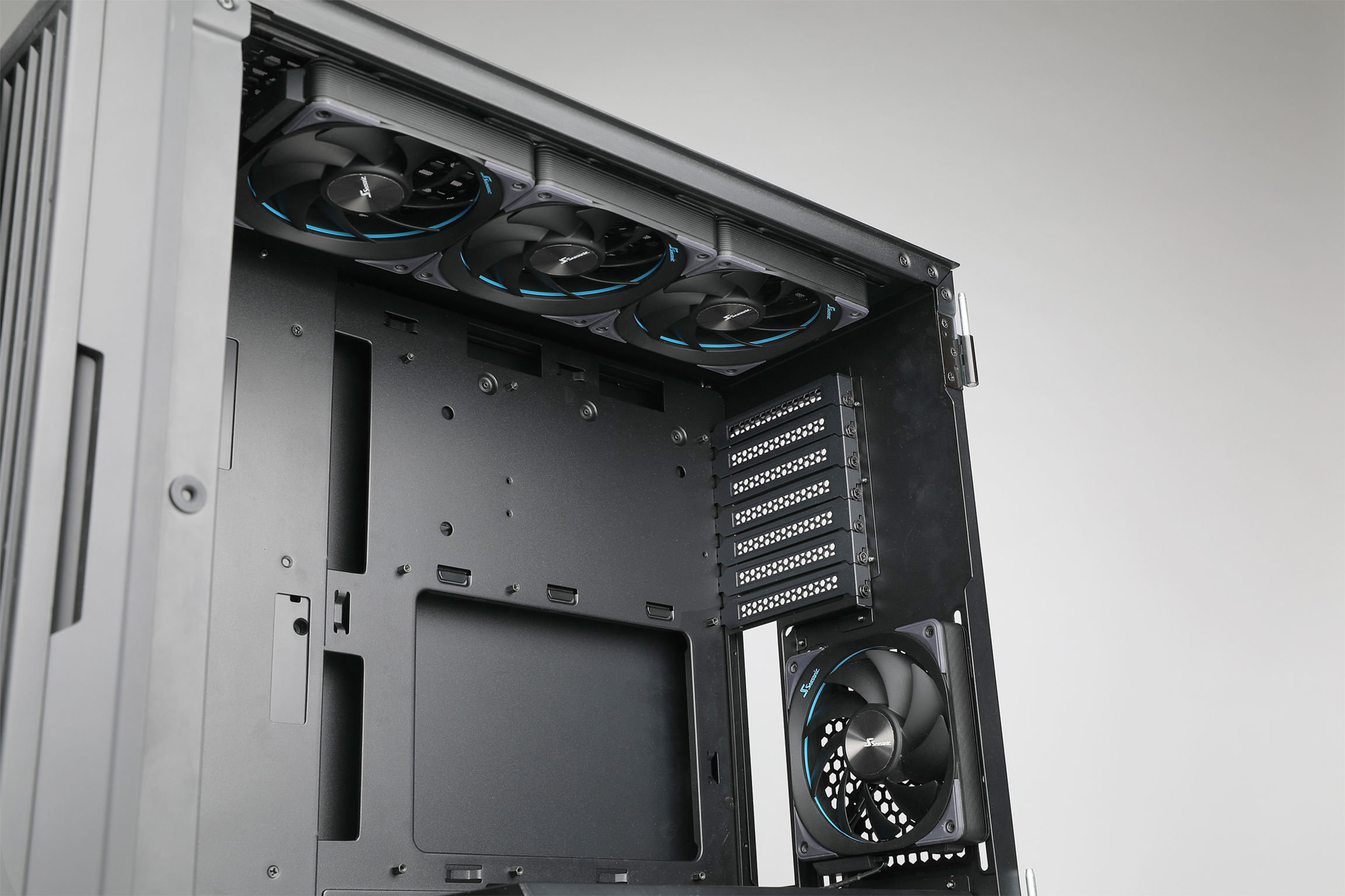 product design，E-sports/virtual reality technology products，Magnetic fan，