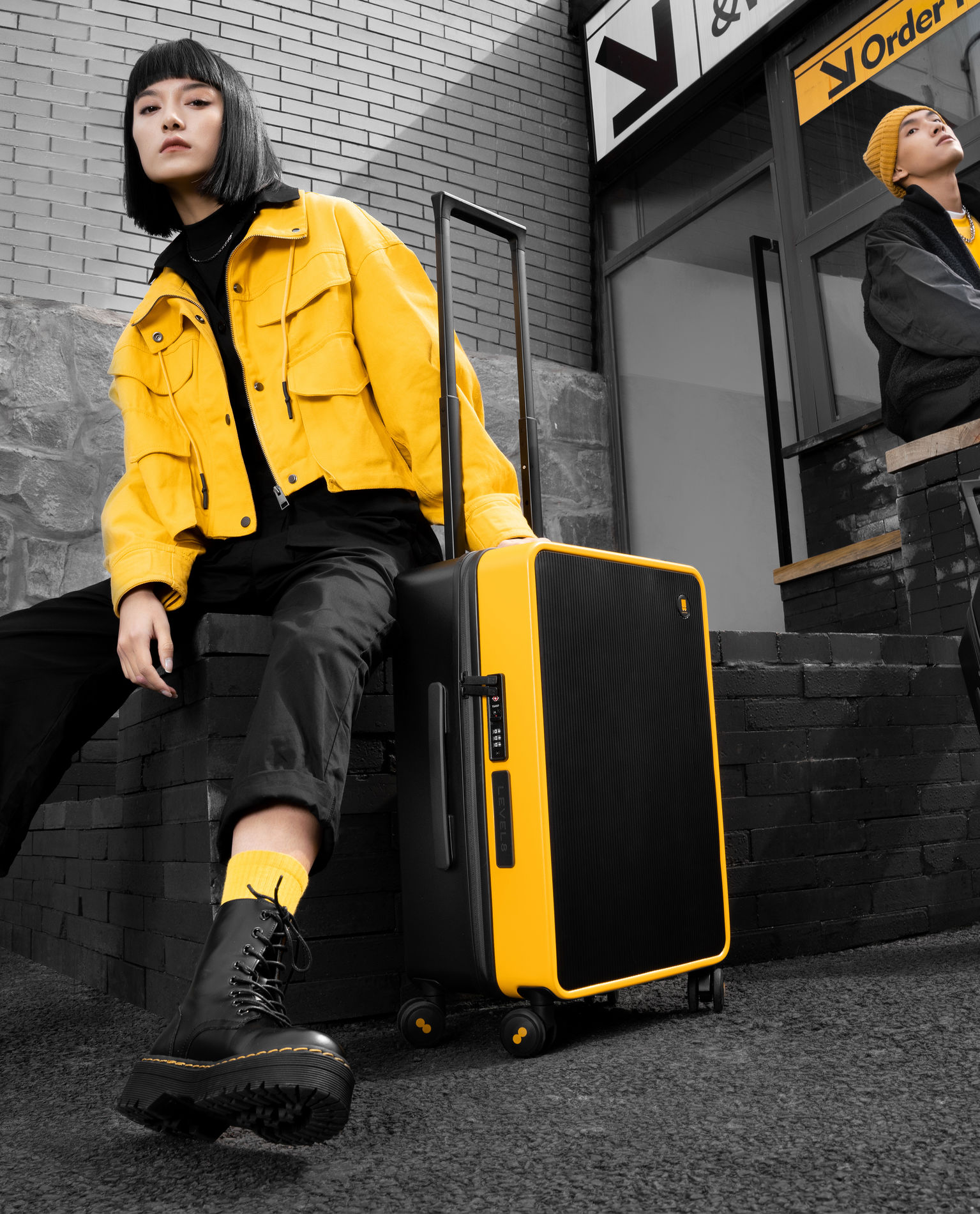 product design，leisure time，suitcase，