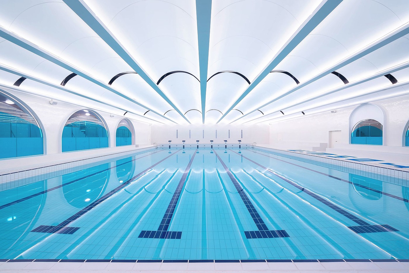 Interior design，public space ，Public swimming pool，