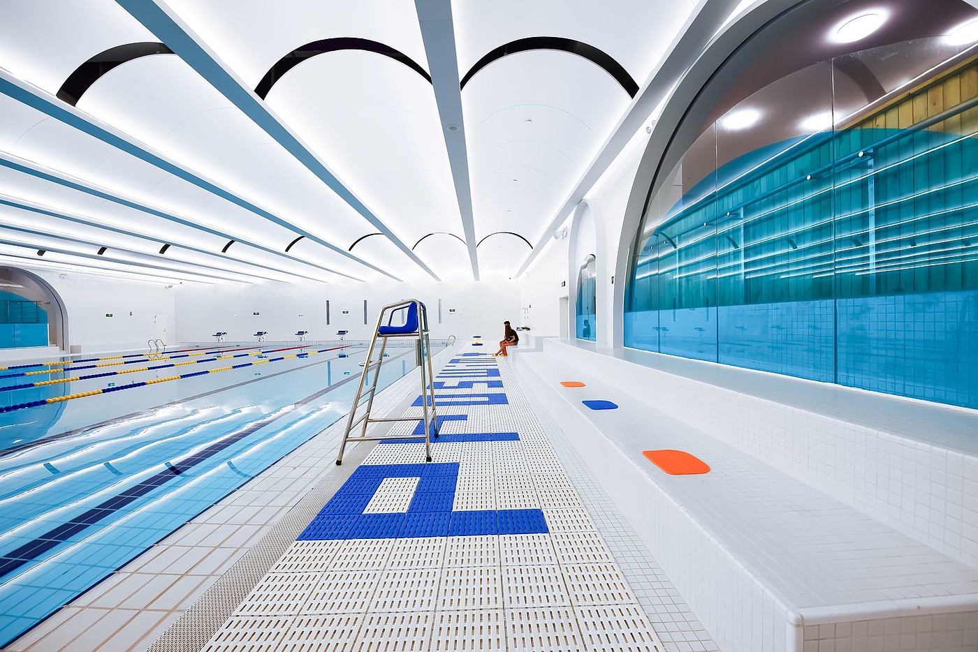 Interior design，public space ，Public swimming pool，