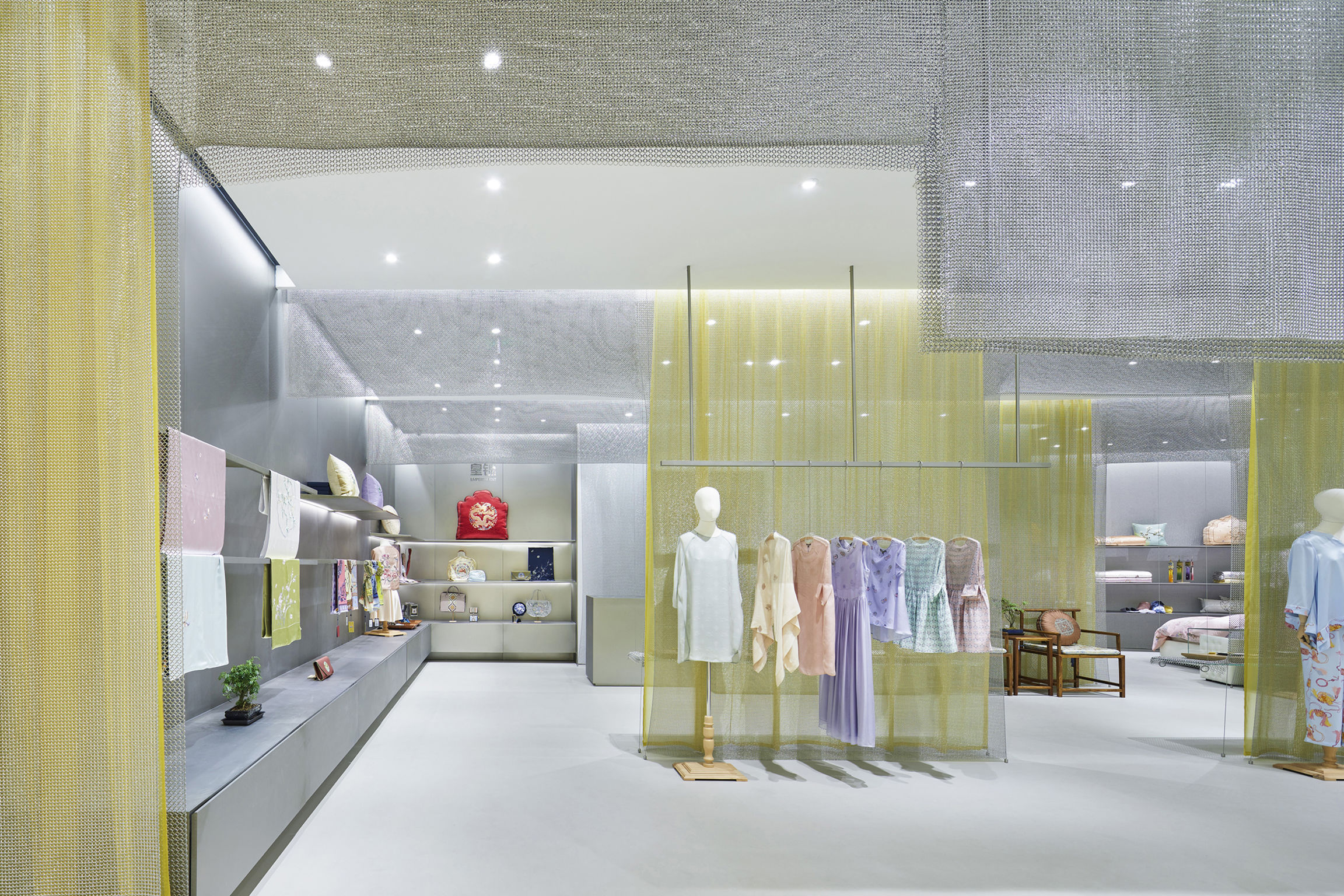 【2022年 iF设计奖】BEIJING HONG HUA BROCADE GARMENTS - 普象网