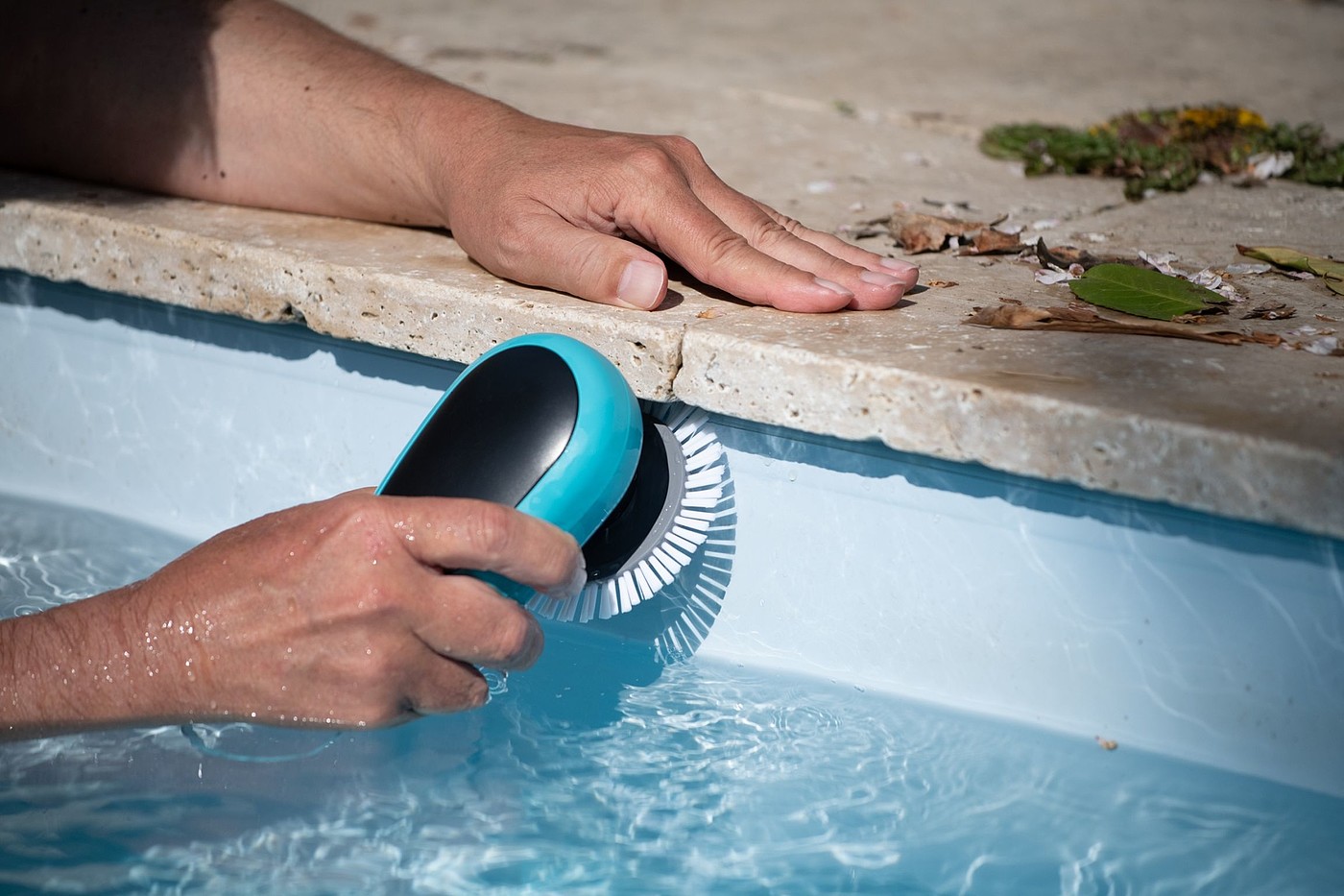 product design，courtyard，Underwater cleaning device，