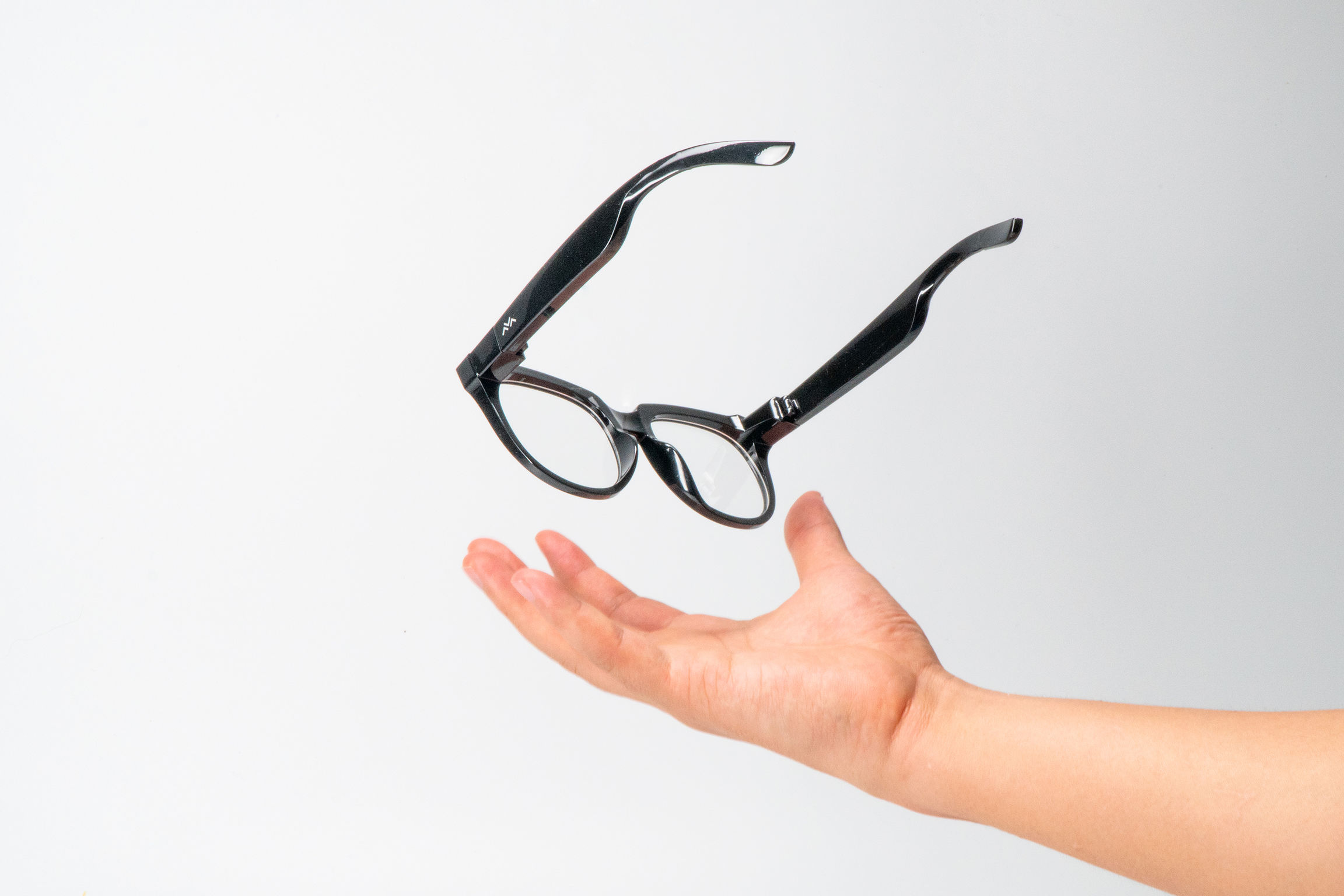 product design，E-sports/virtual reality technology products，Augmented reality glasses，