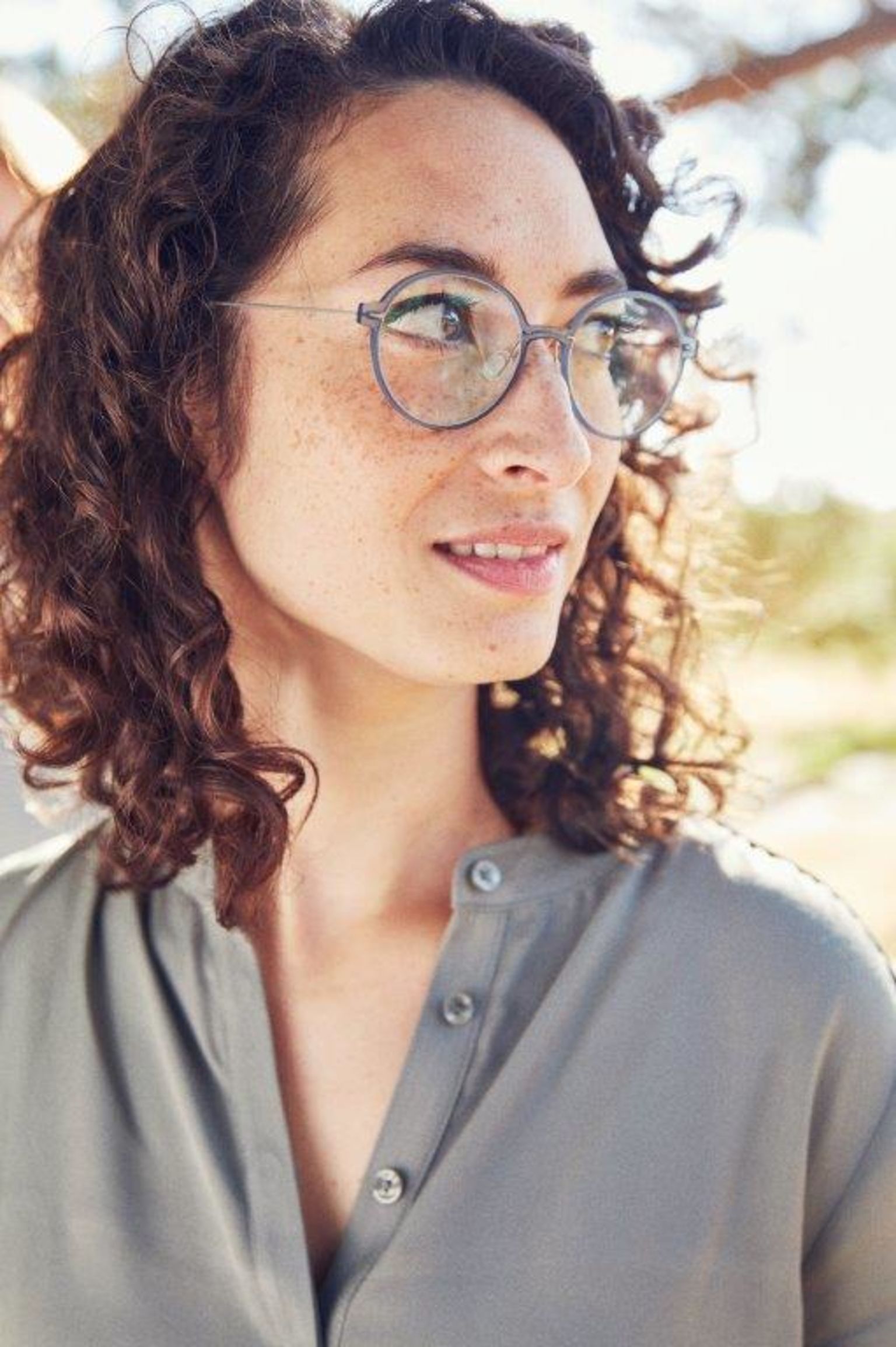 product design，leisure time，glasses，