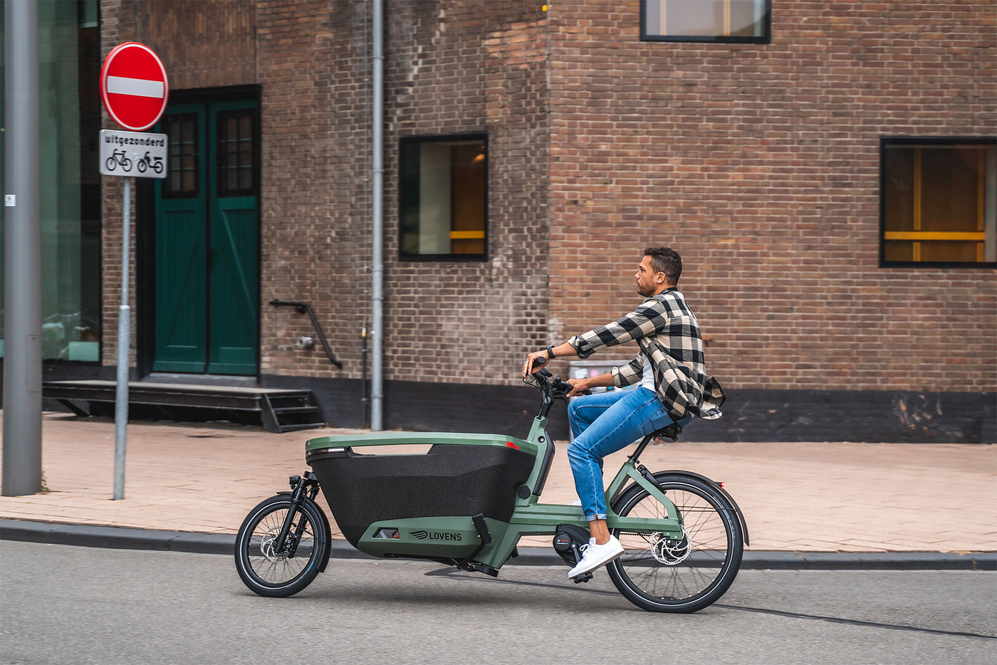 product design，Sports/Outdoor/Bicycle，Electric freight bicycle，
