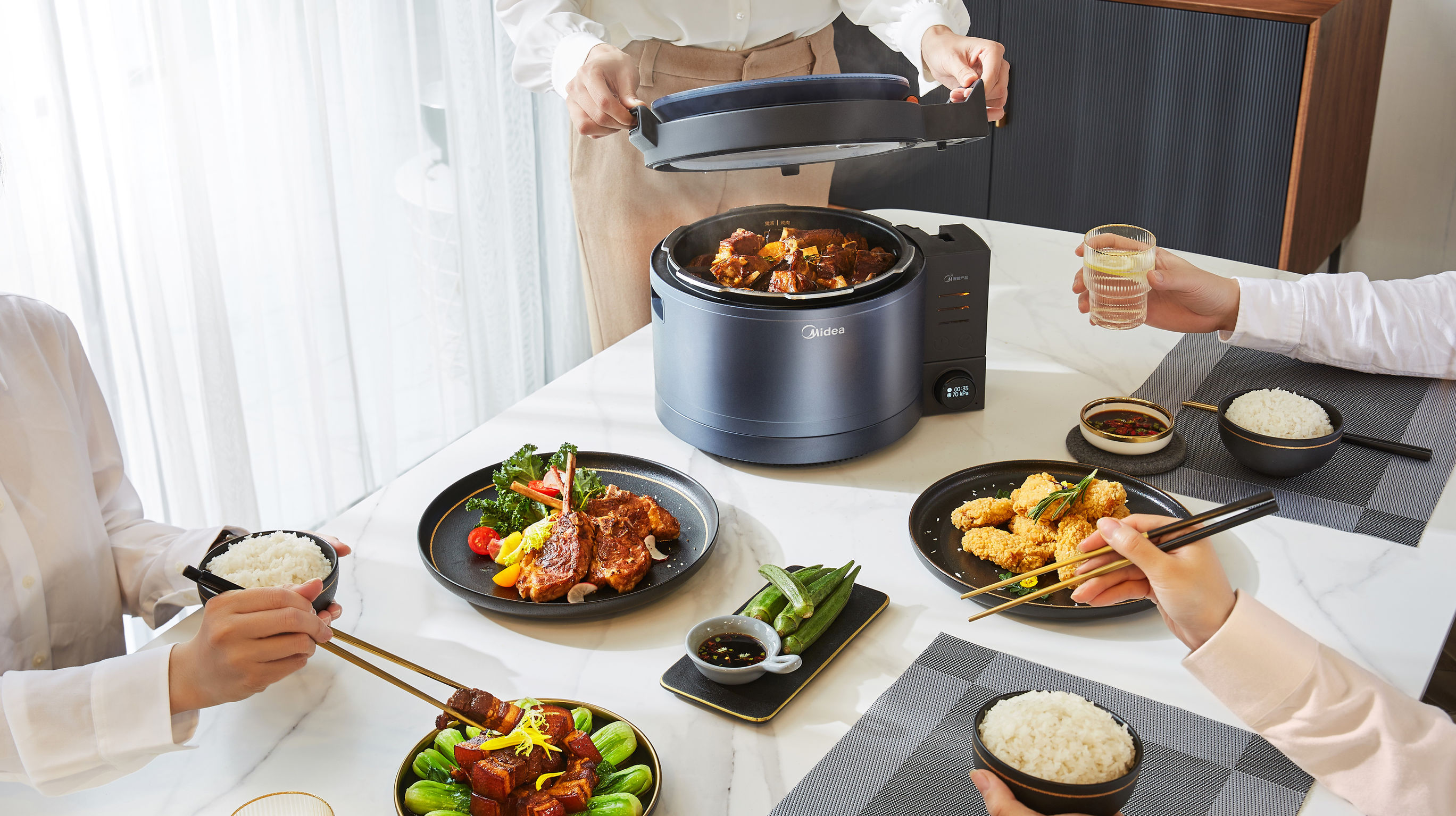 product design，kitchen，Multifunctional pressure cooker，