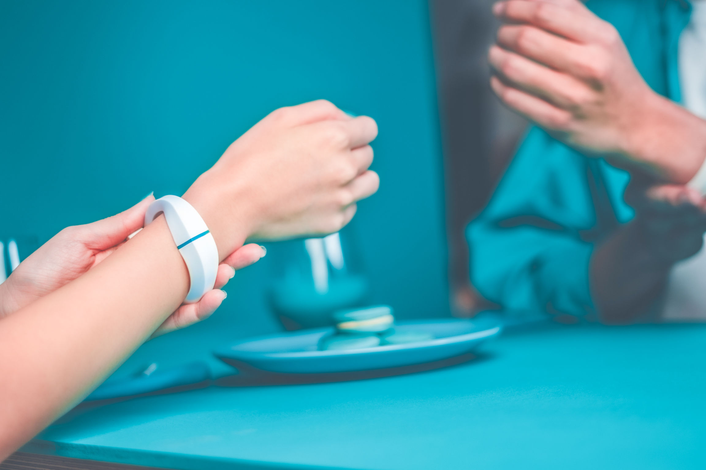 product design，Beauty/care，Disinfectant dispensing wristband，