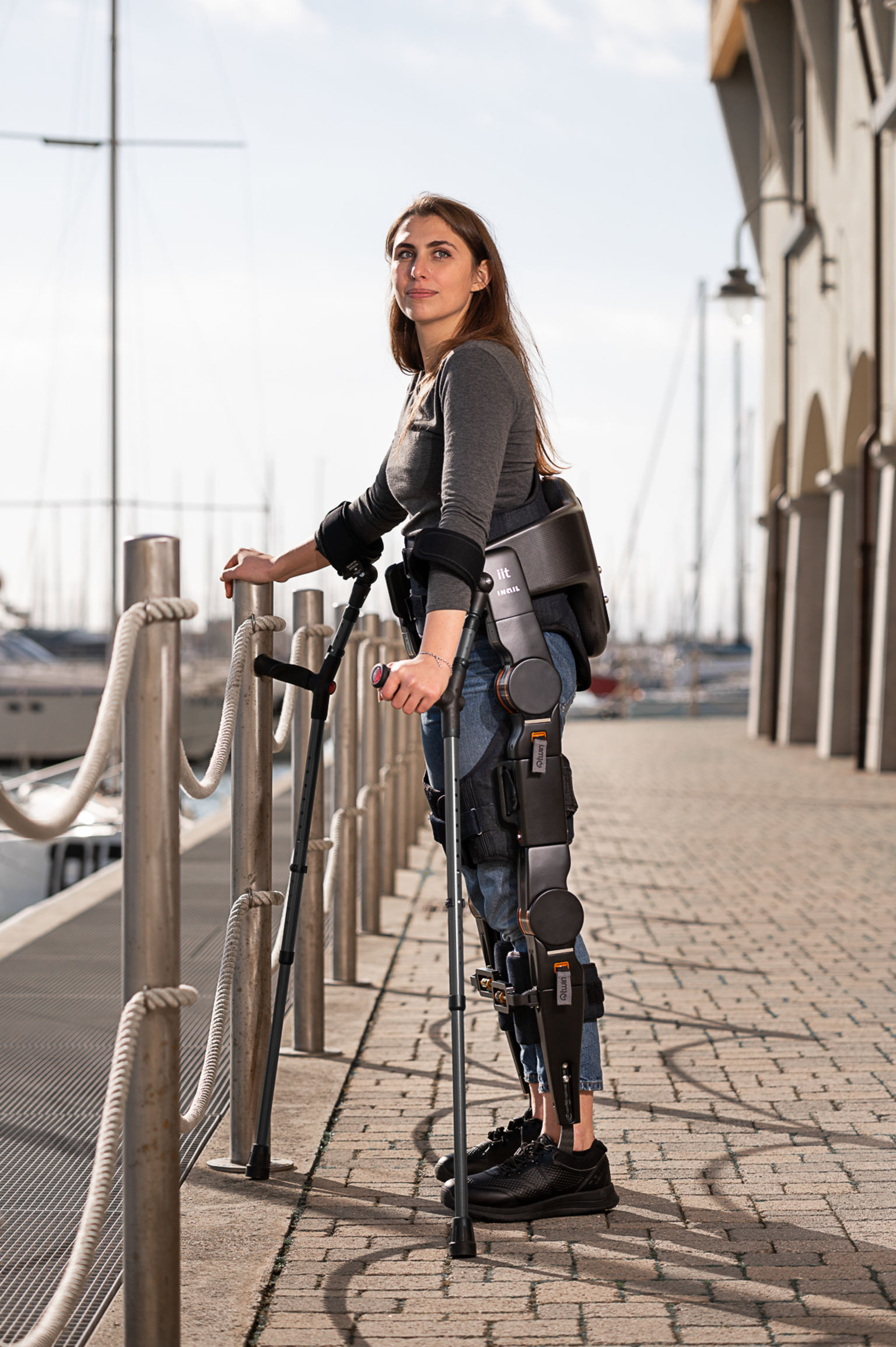 product design，Medicine/Health，paraplegic exoskeleton，