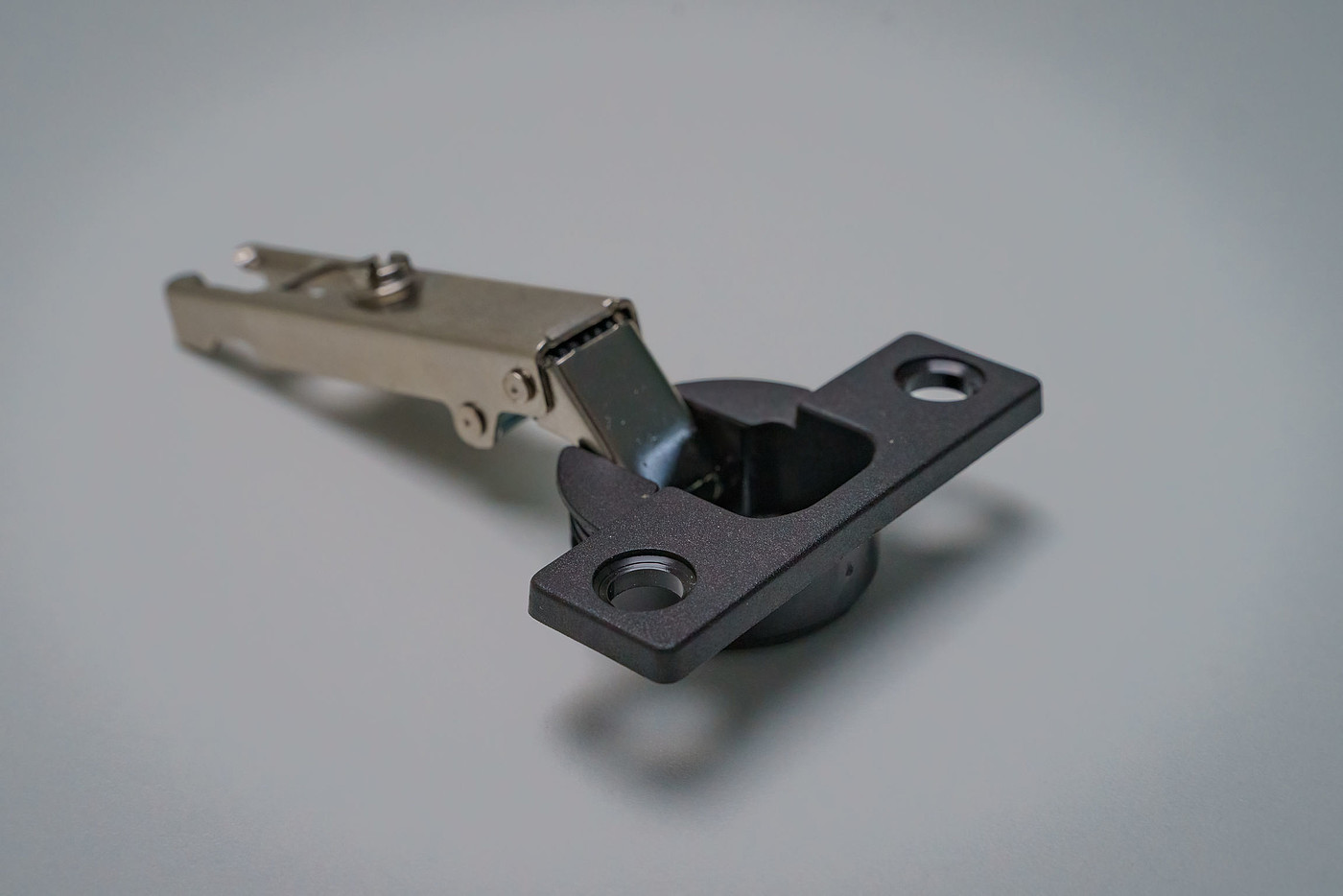product design，Furniture/Home Decoration，Bathroom cabinet door hinge，